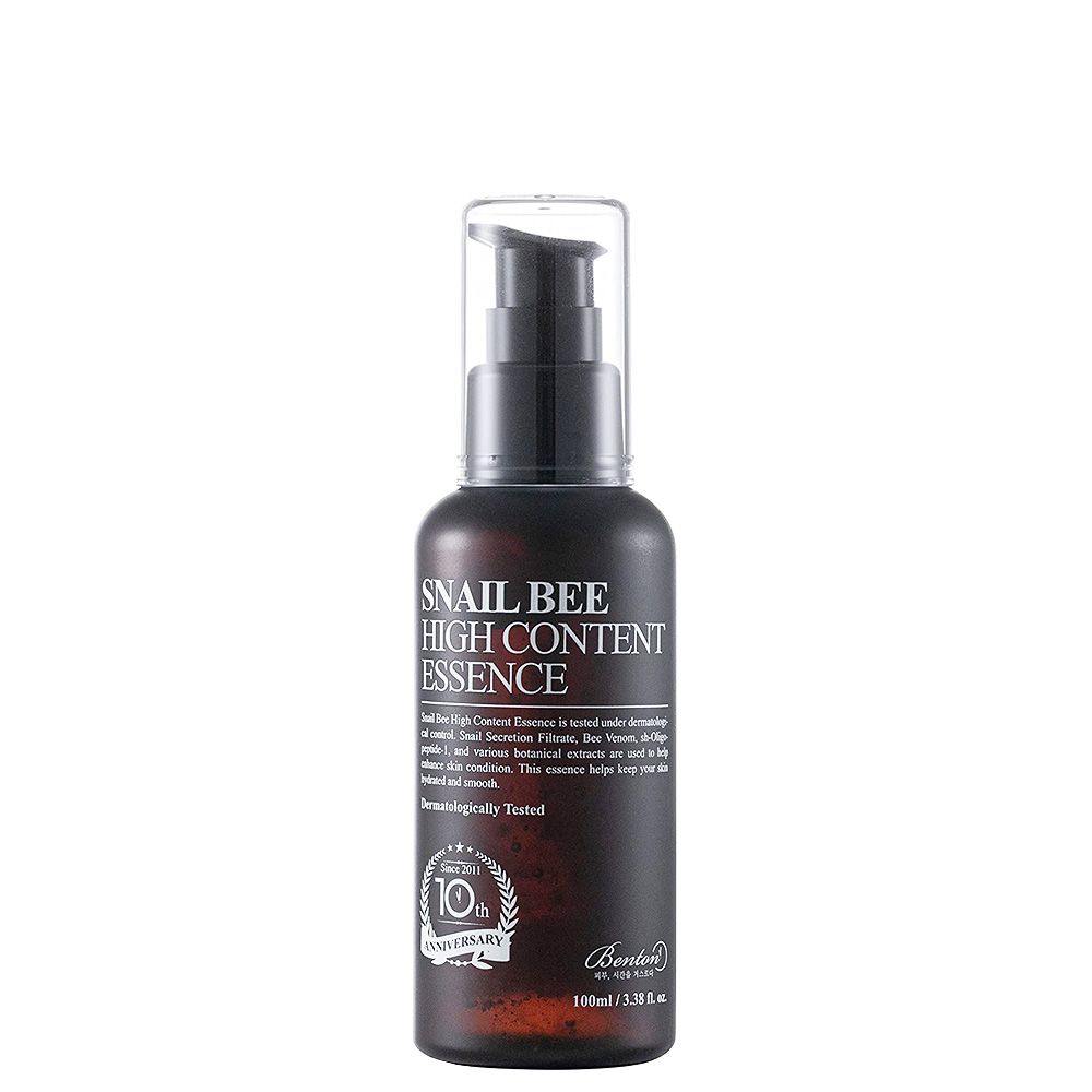 SNAIL BEE HIGH CONTENT ESSENCE in einem dunklen Pumpspender mit 100ml Inhalt. Dermatologisch getestet.