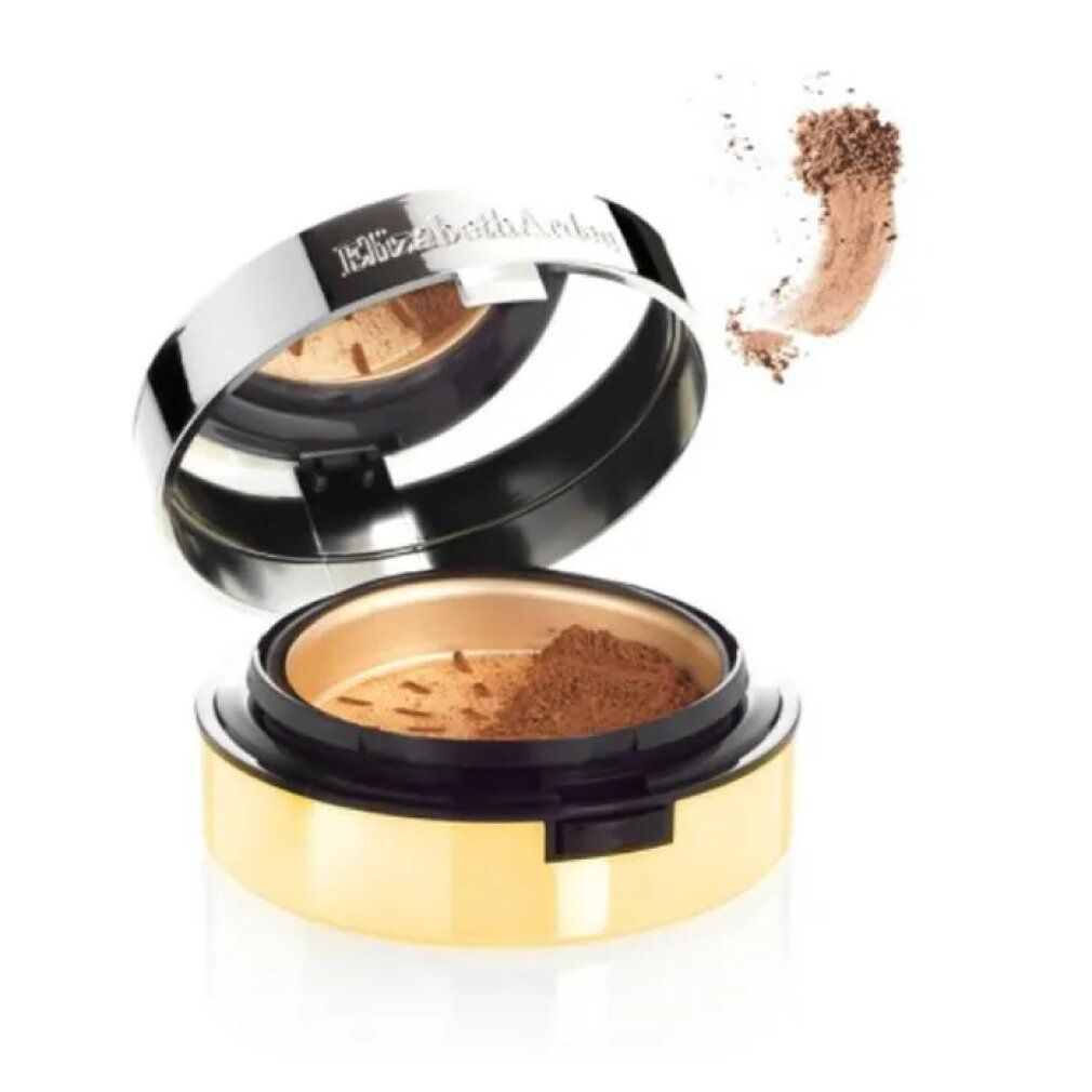 Kompaktpuder mit Spiegel, geöffnet. Goldfarbener Behälter, silberner Deckel mit Elizabeth Arden-Schriftzug. Braunes Puder sichtbar.