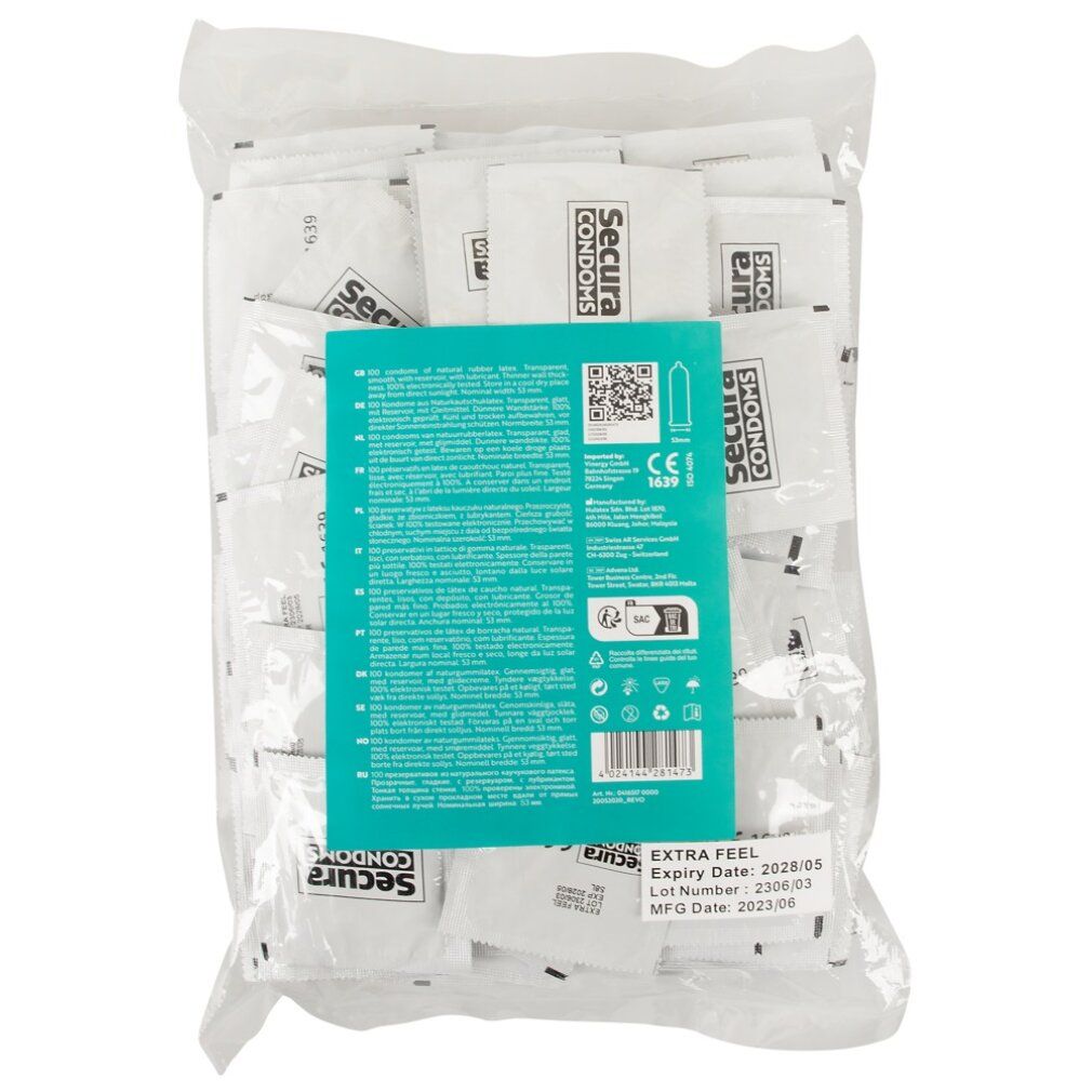 Transparente Plastiktüte mit einzeln verpackten Kondomen. Aufdruck: Secura Condoms, Extra Feel. Beipackzettel mit Informationen.