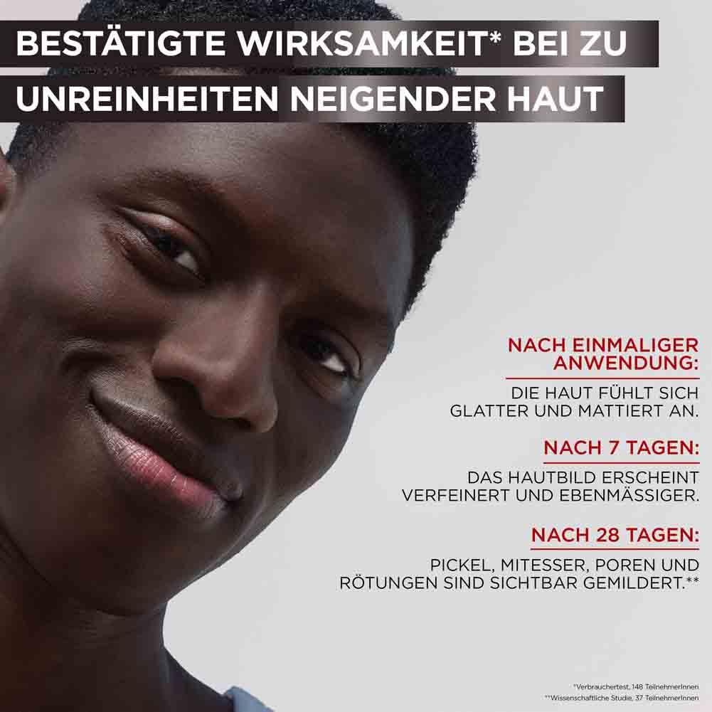 Porträt eines Mannes. Text: Bestätigte Wirksamkeit bei zu Unreinheiten neigender Haut. Ergebnisse nach einmaliger Anwendung, 7 und 28 Tagen.