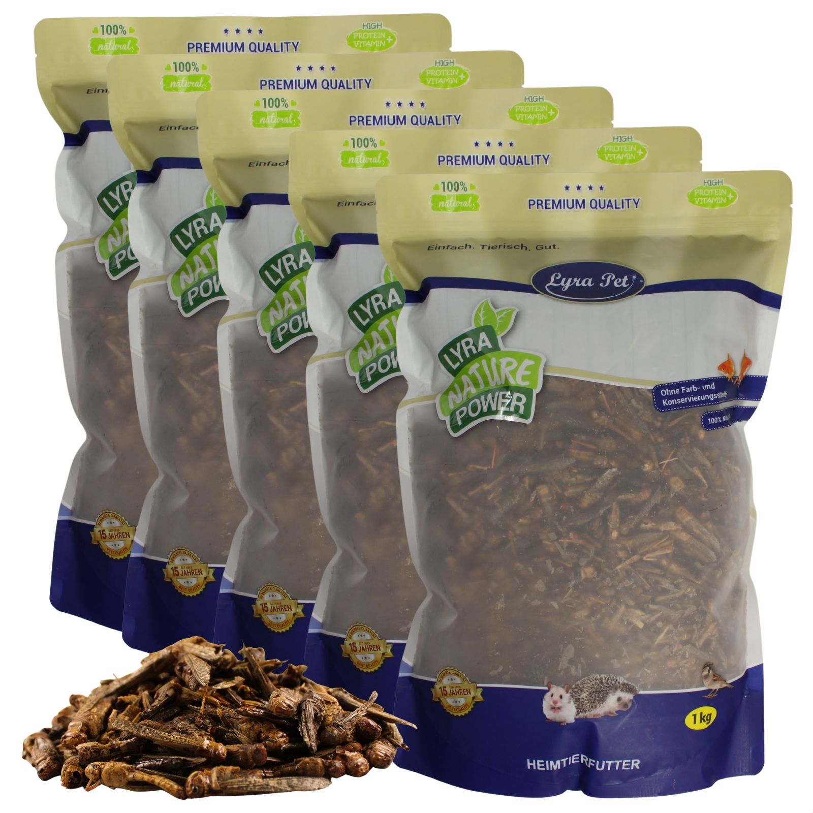 Fünf Packungen Lyra Pet Nature Power Heimtierfutter mit getrockneten Insekten.