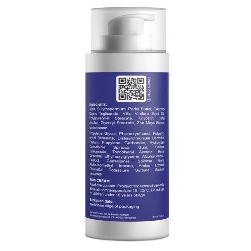 Weiße Flasche mit Pumpverschluss. Etikett mit Inhaltsstoffen und QR-Code. Text: "SKIN CREAM".