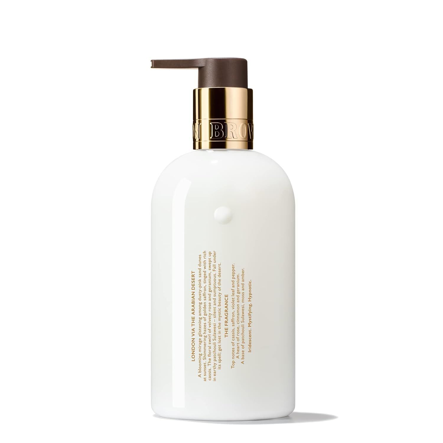 Weiße Körperlotion-Flasche mit Pumpe. Goldfarbener Pumpenkopf. Aufschrift: Molton Brown, Rose Dunes Body Lotion. Text über Duft.