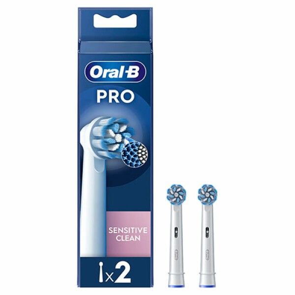 Zahnbürstenaufsätze in Verpackung. Marke Oral-B, Modell Pro Sensitive Clean. Zwei Aufsätze, blaue Borsten.
