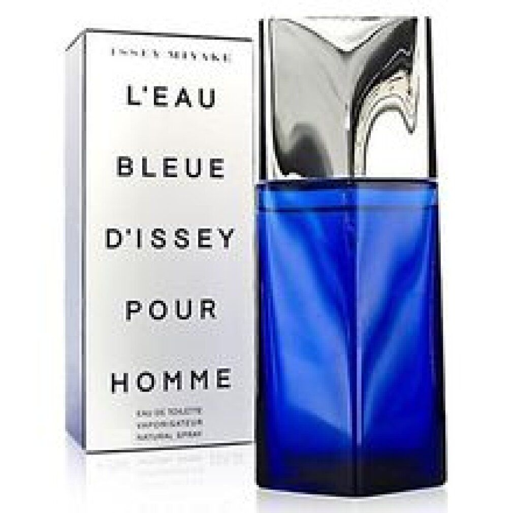 Blaue Flasche neben weißer Schachtel. Auf der Schachtel steht 'L'EAU BLEUE D'ISSEY POUR HOMME'.