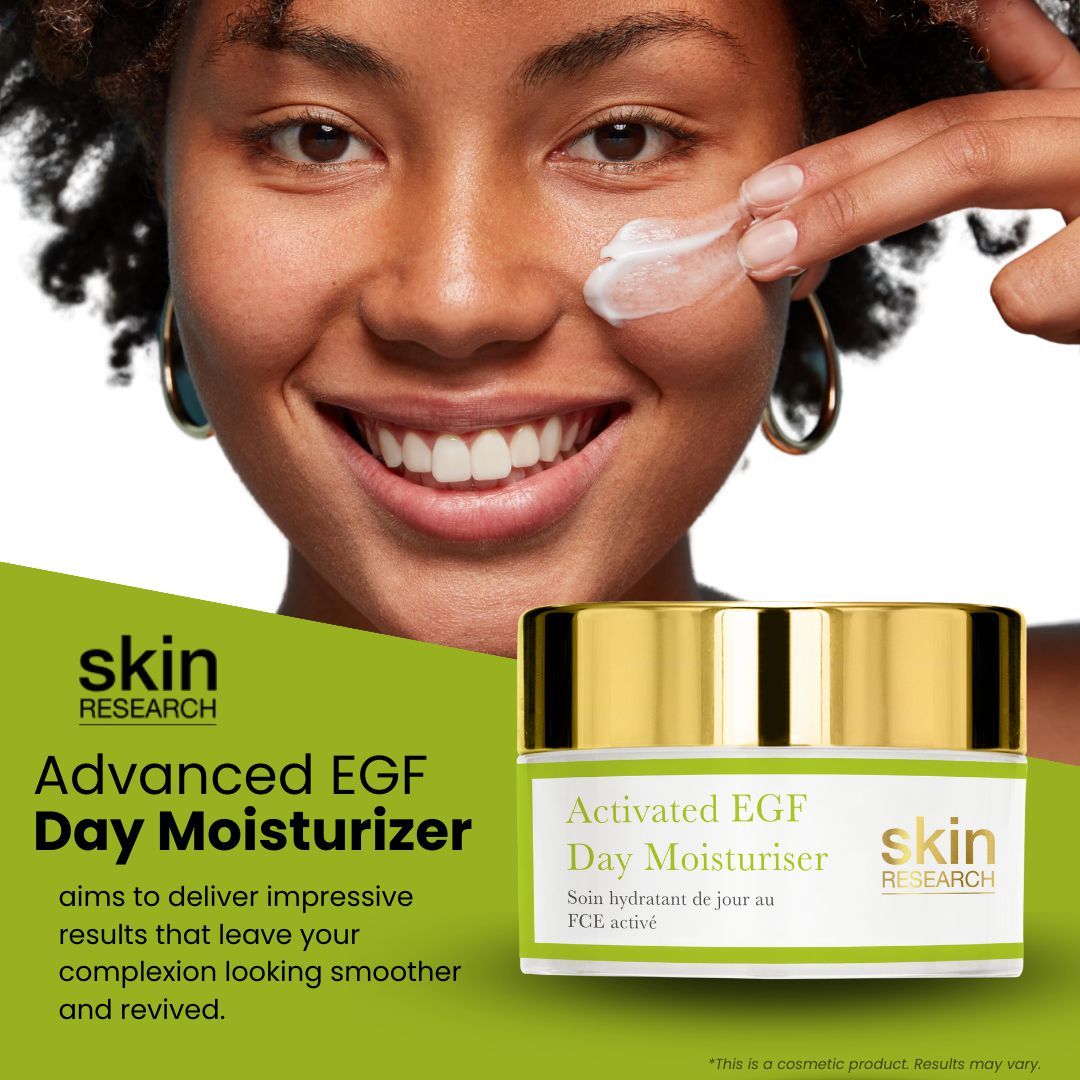 Frau trägt Creme auf. Cremebehälter mit goldenem Deckel. Aufschrift: Activated EGF Day Moisturiser und skin RESEARCH.
