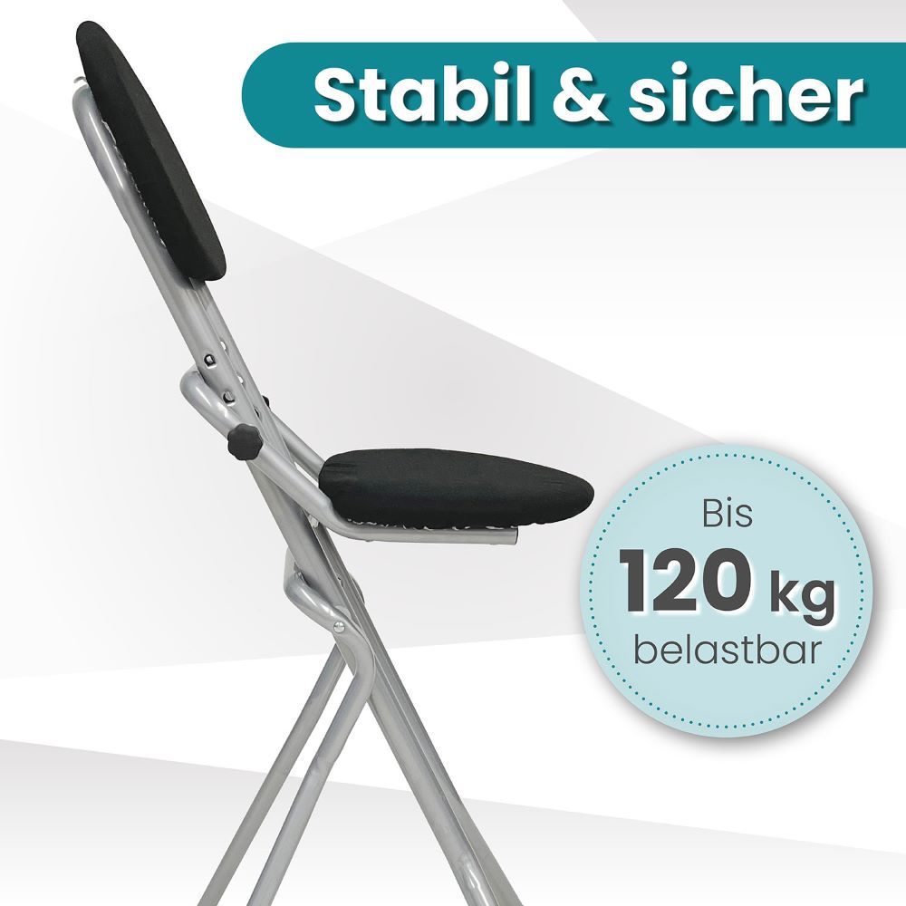 Stehhilfe mit schwarzem Sitz und Rückenlehne. Silberfarbenes Gestell. Belastbarkeit bis 120 kg.