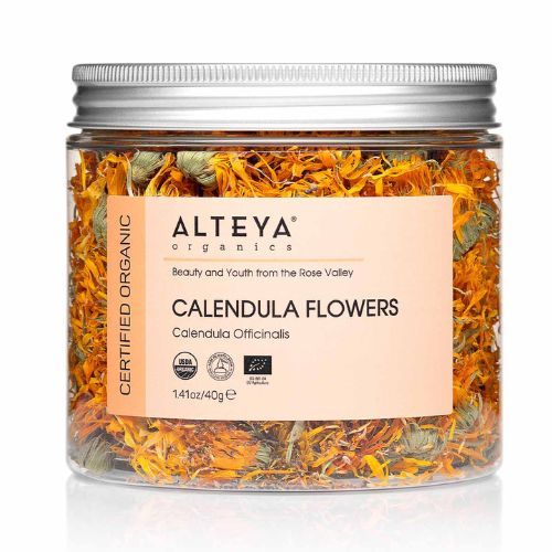 Glasbehälter mit getrockneten Ringelblumenblüten. Aufkleber mit Text: ALTEYA organics, CALENDULA FLOWERS, Bio-Zertifizierung.