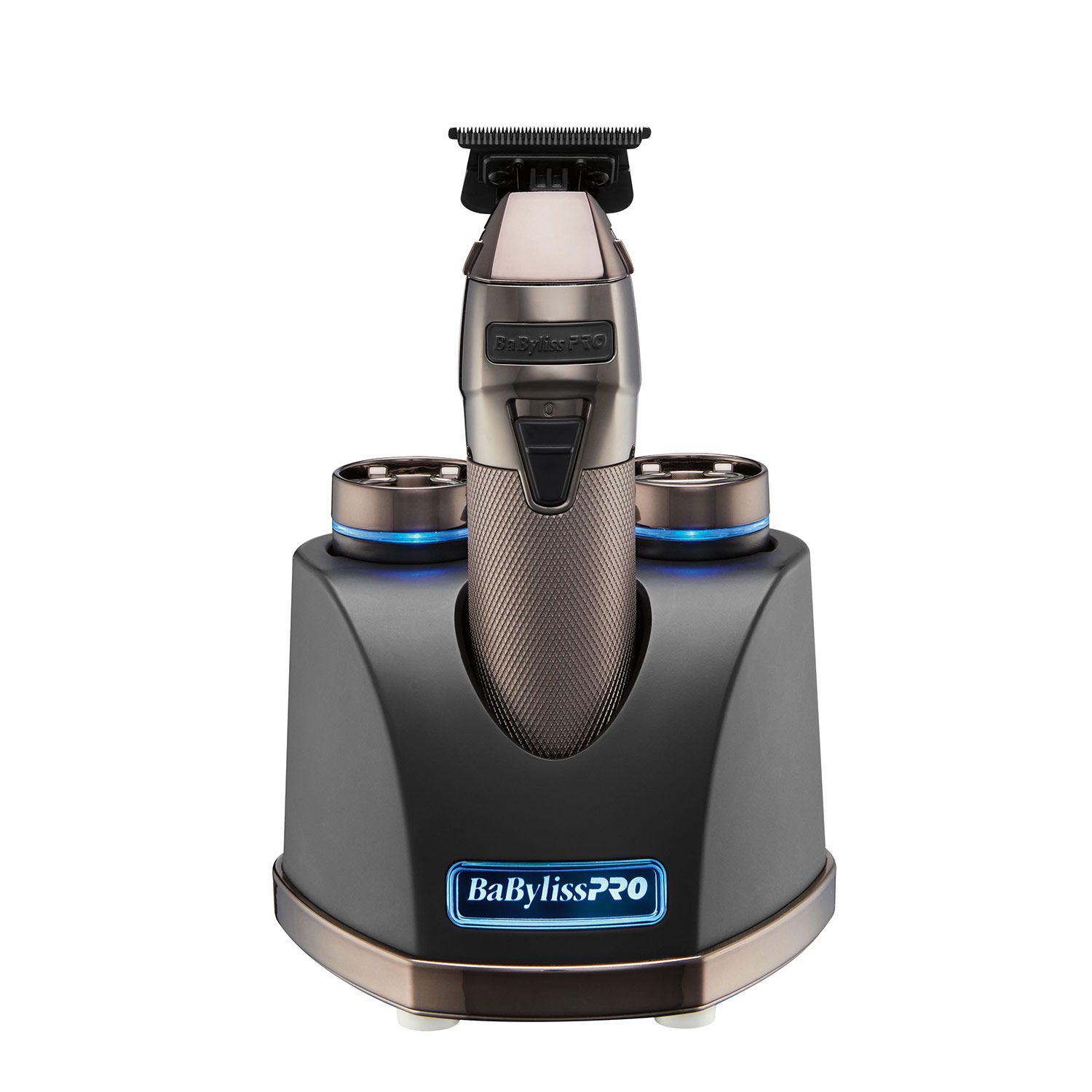 Barttrimmer mit Ladestation. Schwarz und Bronze. BaBylissPRO-Logo. Zwei Ladeanschlüsse mit blauen Lichtern.