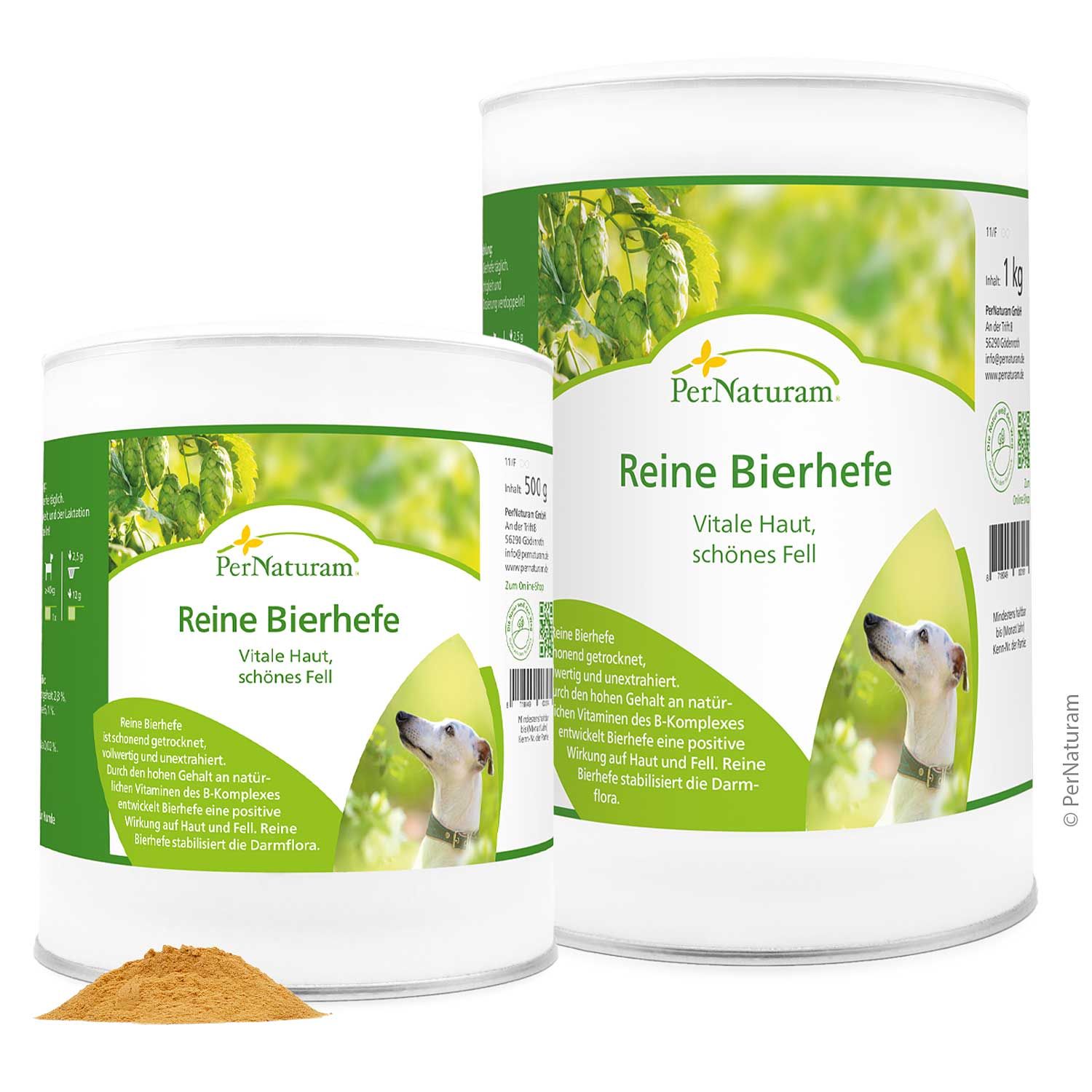 Zwei Dosen mit Etikett. Aufschrift: PerNaturam Reine Bierhefe. Abbildung eines Hundes. Kleiner Haufen Pulver davor.