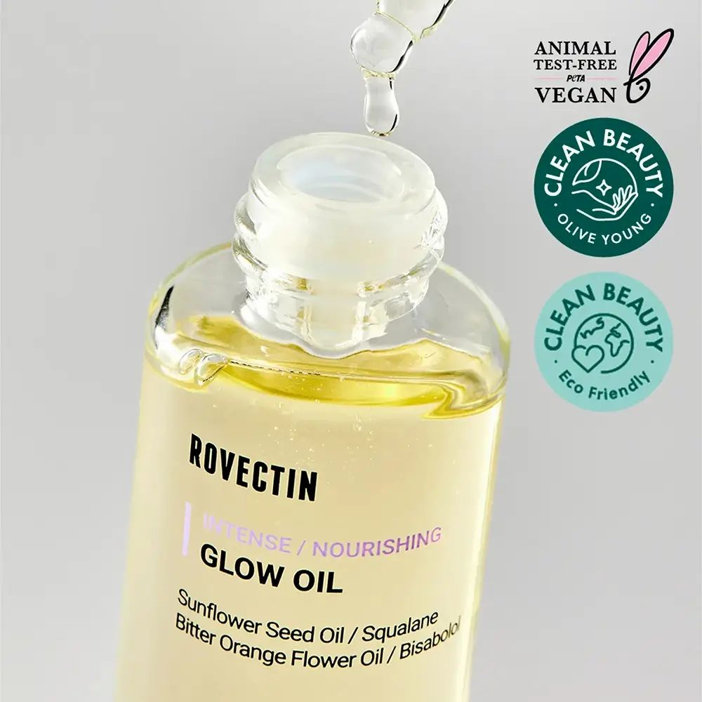 Gesichtsölflasche mit Pipette. ROVECTIN Intense Glow Oil, Inhaltsstoffe: Sonnenblumenöl, Squalan, Bitterorangenblütenöl, Bisabolol. Vegan- und Clean Beauty-Siegel.