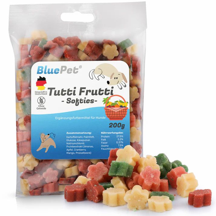 Tutti Frutti Softies Hundetrainings Snack in Beutel. Mehrfarbige, blütenförmige Leckerlis. Aufdruck mit Logo, Produktname, Inhaltsangabe und Nährwertangaben.