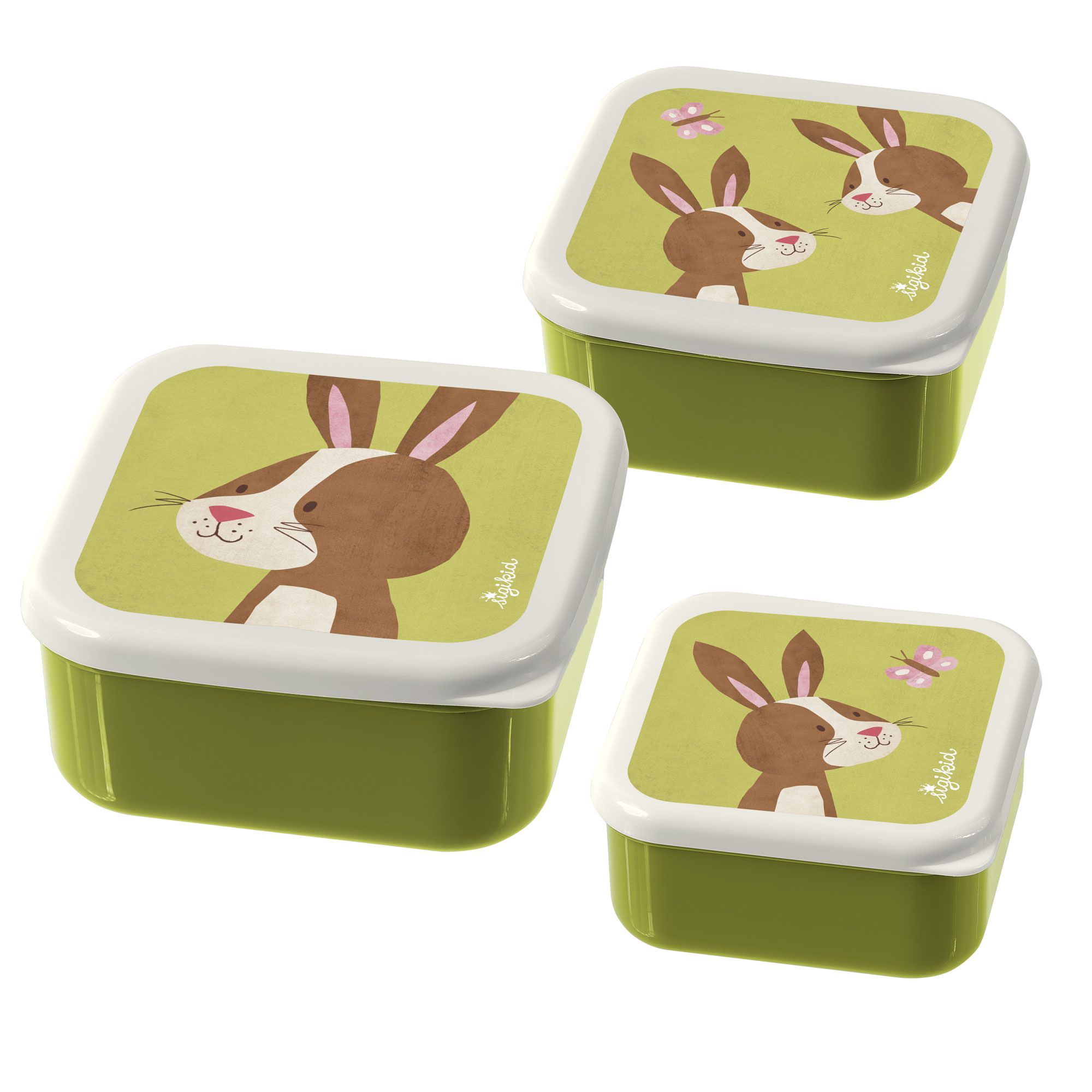 Drei grüne Snackboxen mit Hasenmotiv. Deckel mit Hasen-Illustration und Schriftzug sigikid. Quadratische Form.