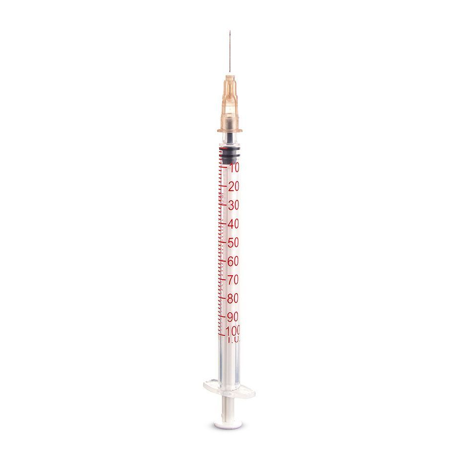 Insulinspritze mit roter Skala und Nadel. Transparenter Zylinder mit Messmarkierungen von 10 bis 100. Orangefarbener Nadelschutz.