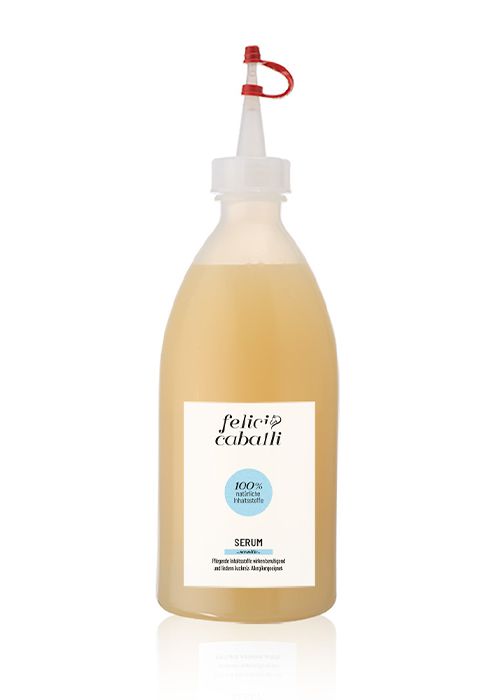 Flasche mit Serum. Weißer Kunststoffbehälter mit rotem Verschluss. Aufkleber mit Produktnamen und Text.