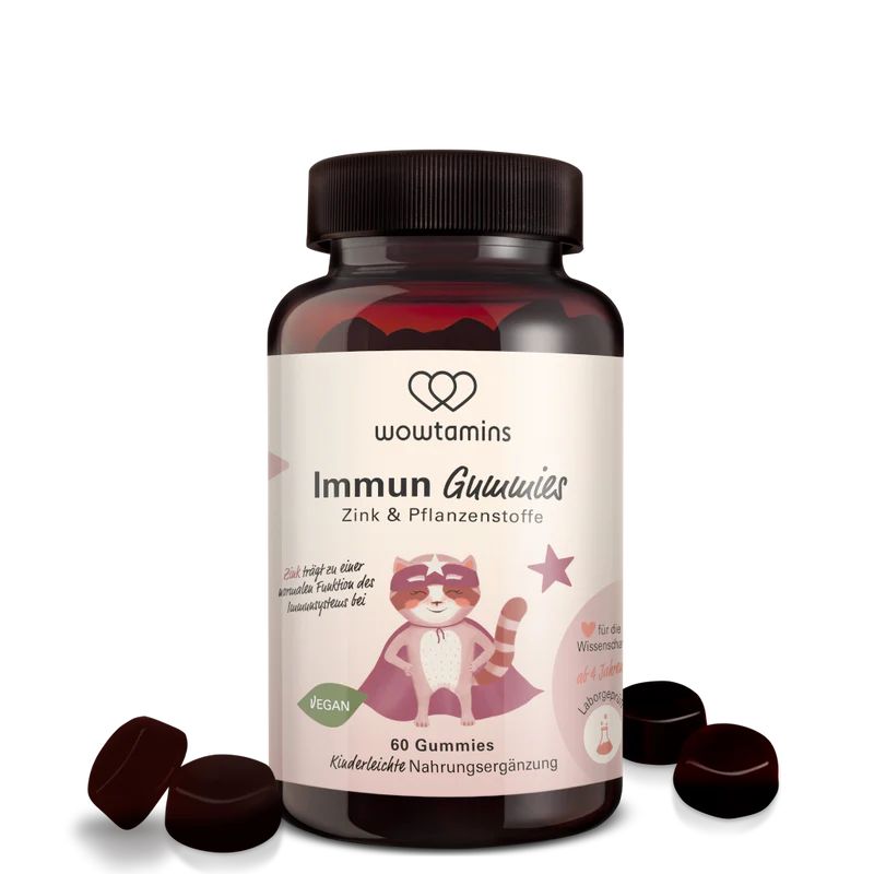 Braune Flasche mit schwarzem Deckel. Aufkleber mit "wowtamins Immun Gummies" und Illustrationen. 60 Gummies.