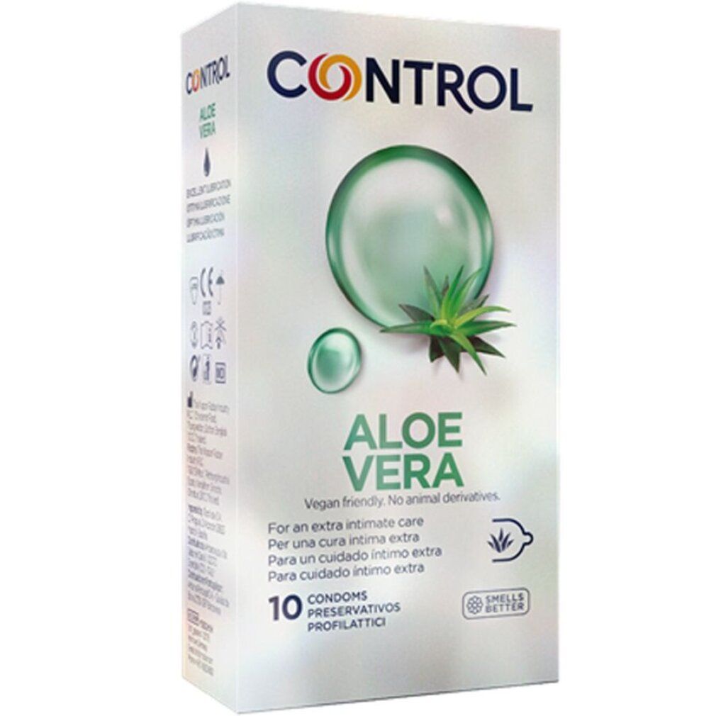 Schachtel mit Kondomen. Aufschrift CONTROL, ALOE VERA und 10 Kondome. Vegan.
