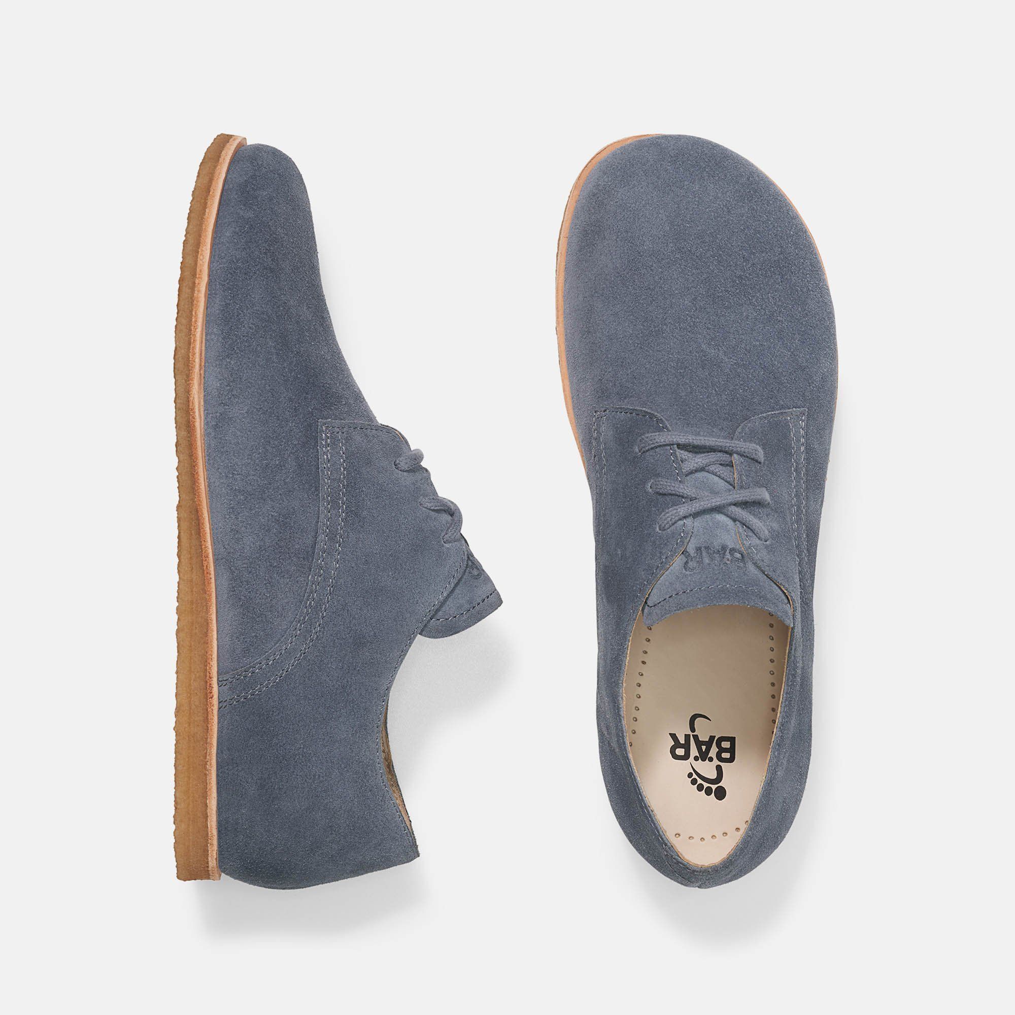 BÄR Clint Herren Schnürschuhe, grau, von oben. Wildleder, helle Sohle. Innensohle mit Logo.