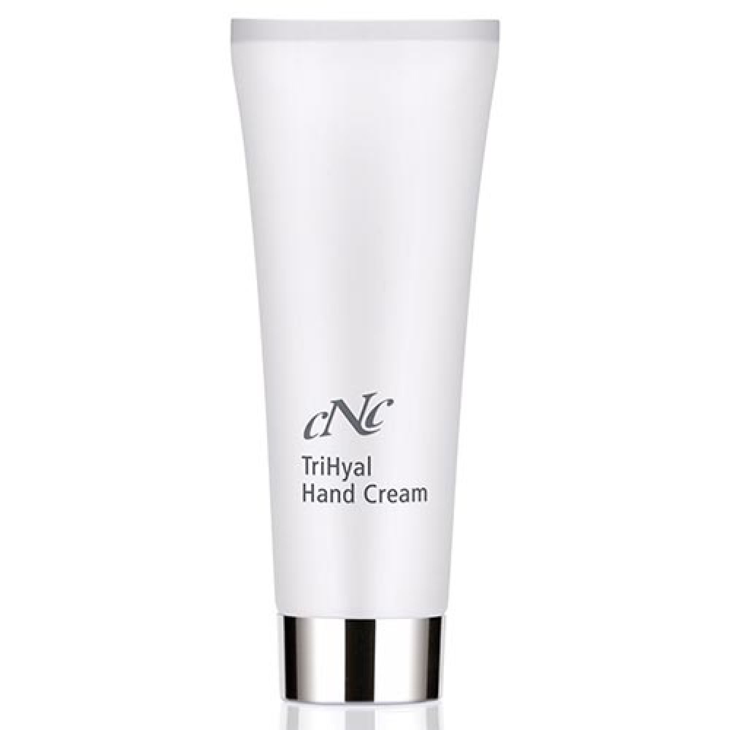 Weiße Handcreme-Tube mit silbernem Boden. Aufschrift: cNc TriHyal Hand Cream.