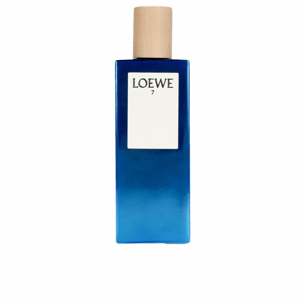 Blaues rechteckiges Parfümflakon mit Holzdeckel. Auf dem weißen Etikett steht "LOEWE 7".