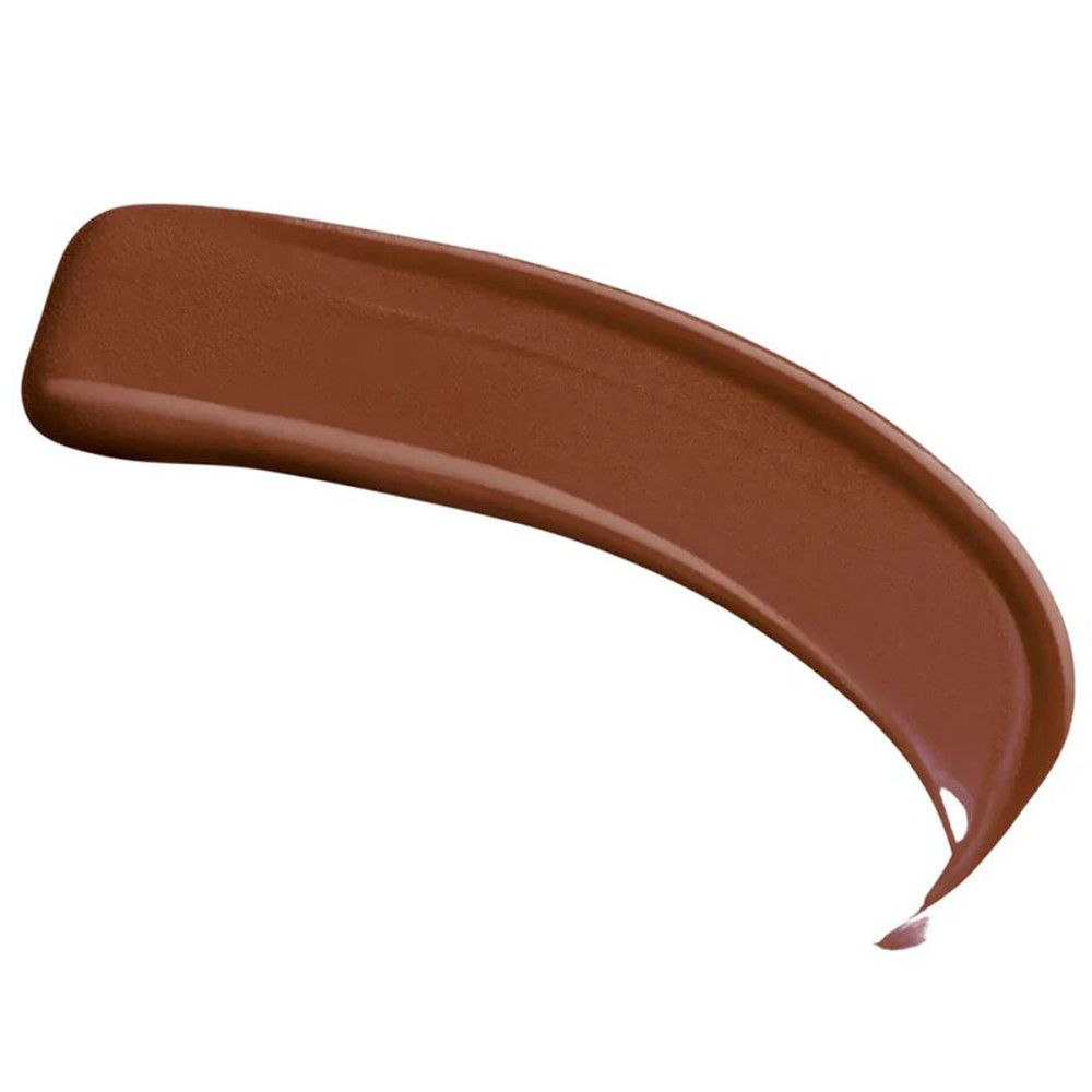 Brauner Lippenstift-Abstrich. Glatte Textur. Keine Verpackung oder Produktnamen sichtbar.