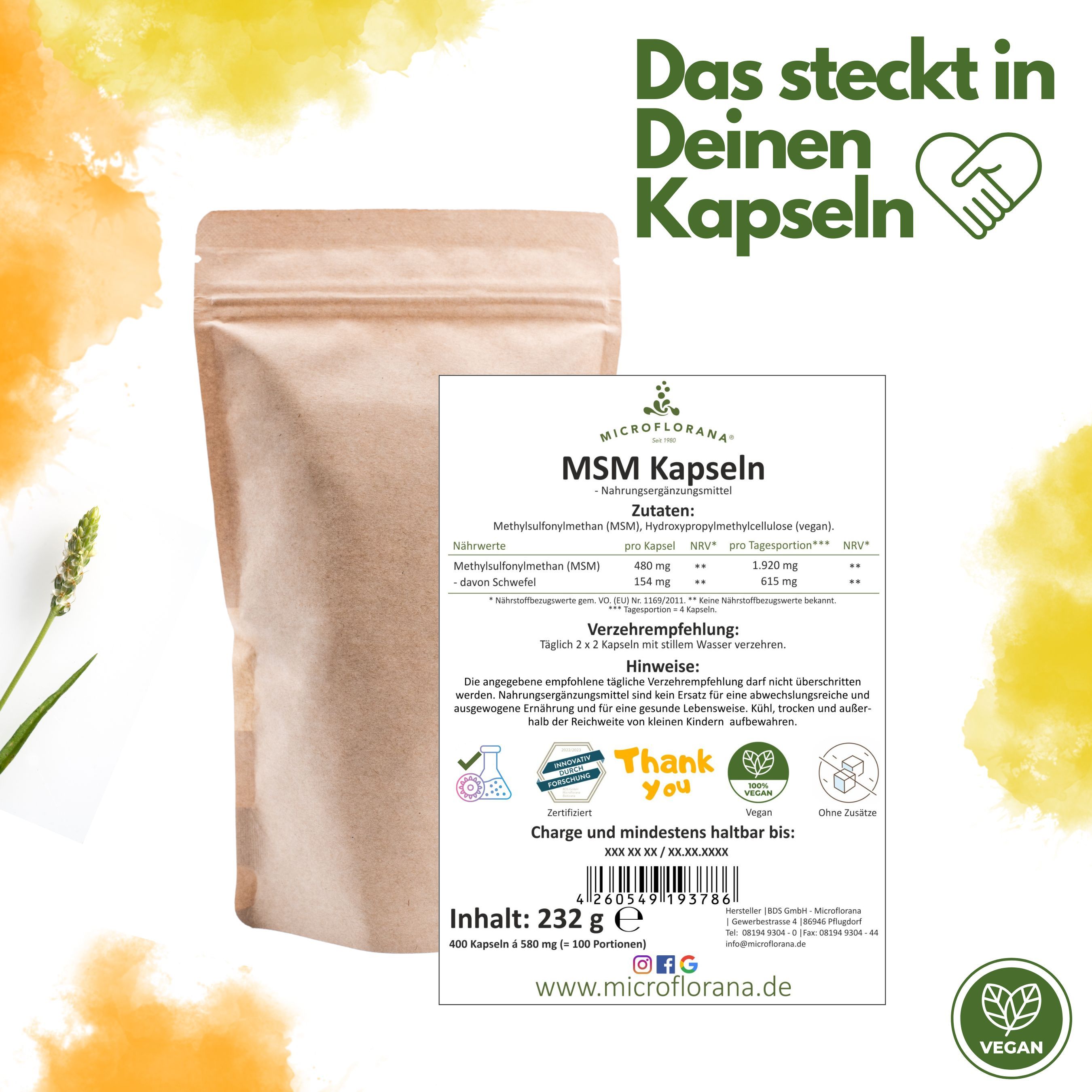 Beutel und Etikett mit Produktinformationen. Aufschrift: MSM Kapseln, Zutaten, Verzehrempfehlung, Charge, Mindesthaltbarkeit. Logo: MICROFLORANA®, Vegan.