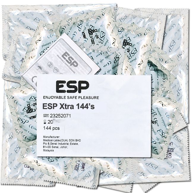 ESP Xtra 144's Kondome. Einzeln verpackt, in Folie. Auf weißem Karton: ESP, 144 Stück, Chargennummer. Herstellerinformationen.