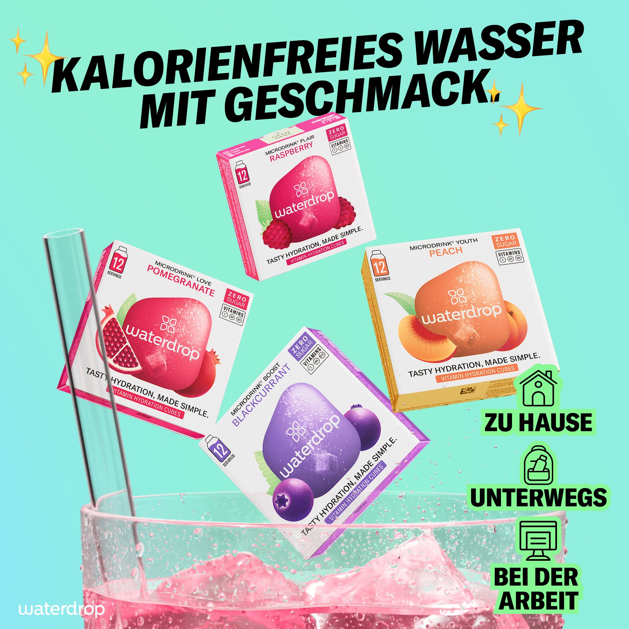 Glas mit Getränk und Eiswürfeln. 4 Schachteln waterdrop® im Hintergrund. Aufdrucke: Kalorienfreies Wasser mit Geschmack.