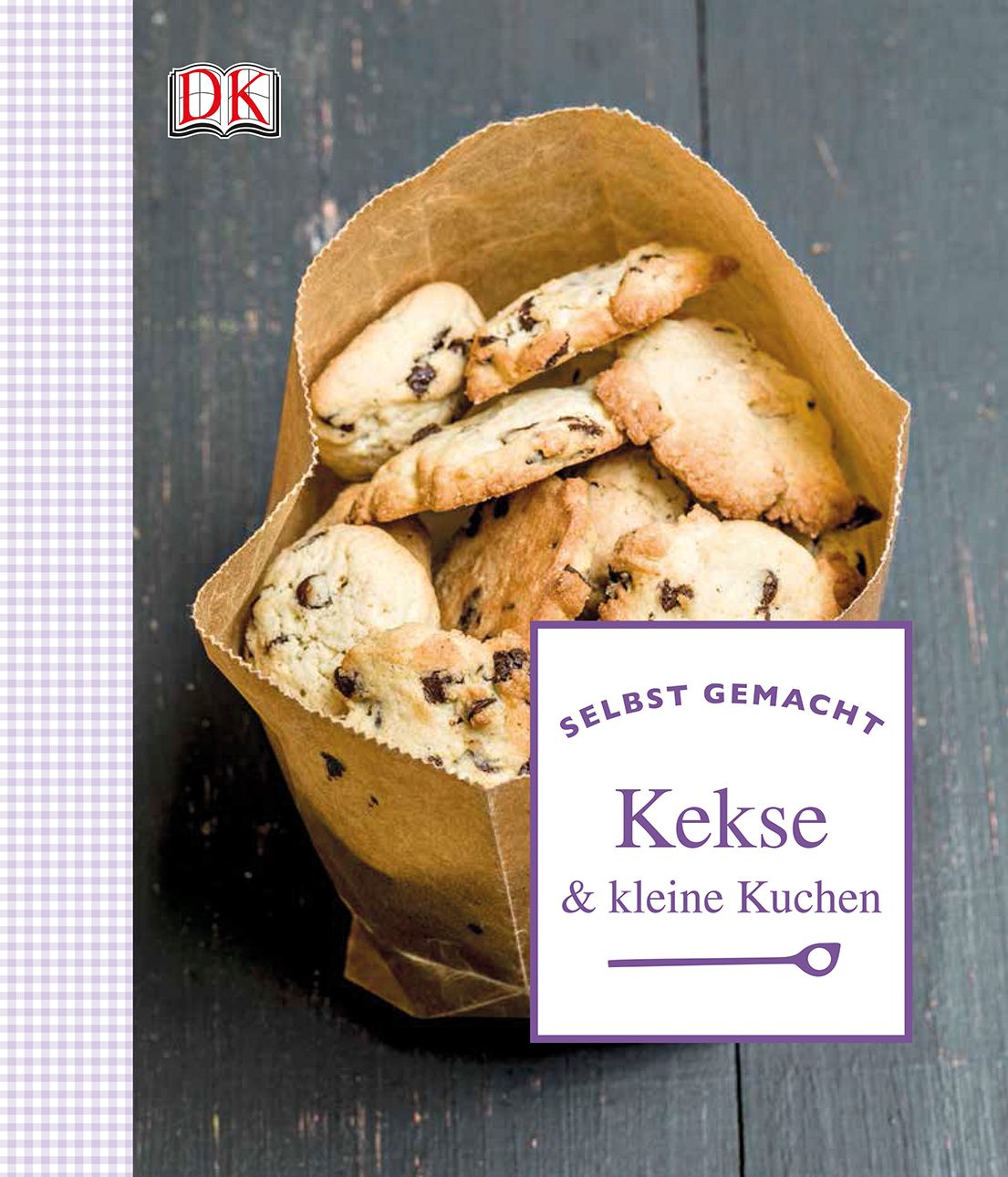 Kekse in Papiertüte. Aufschrift: Selbst gemacht: Kekse & kleine Kuchen. DK-Logo oben links.