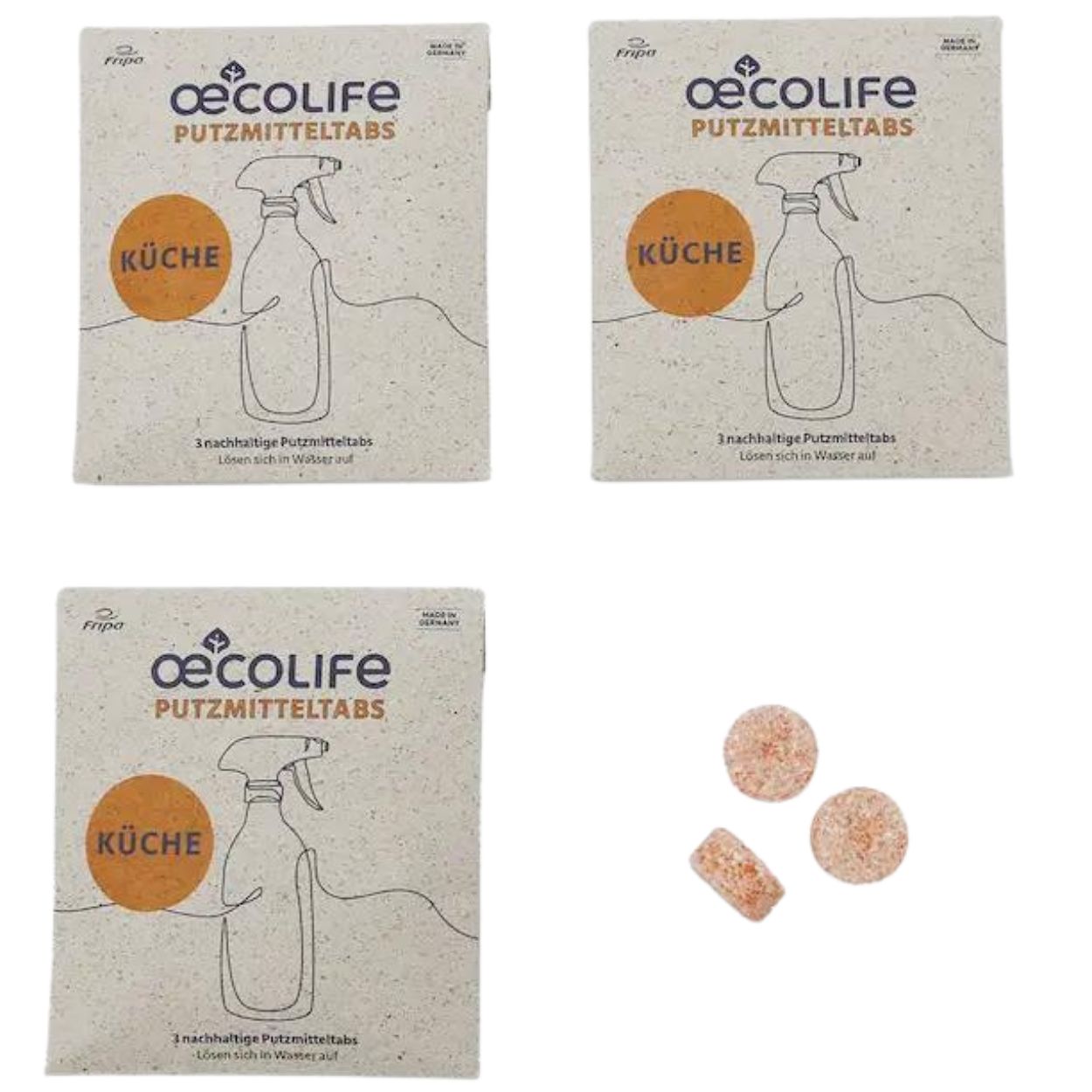 Drei Reinigungsmittel-Tabs und drei Verpackungen. Auf den Verpackungen steht "oecolife PUTZMITTELTABS KÜCHE".