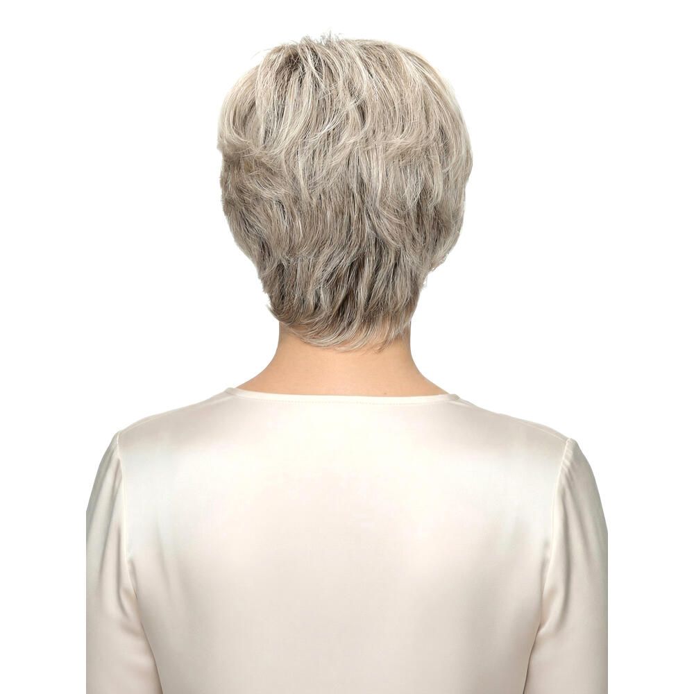 Rückansicht einer Frau mit Kurzhaarperücke in Grau.