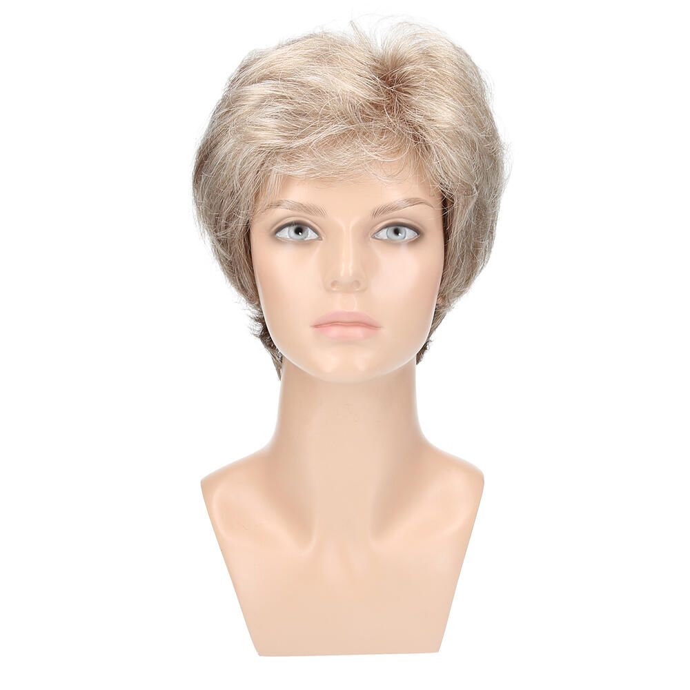 Perücke auf einer Büste. Kurze, blonde Kunsthaare. Frontalansicht.