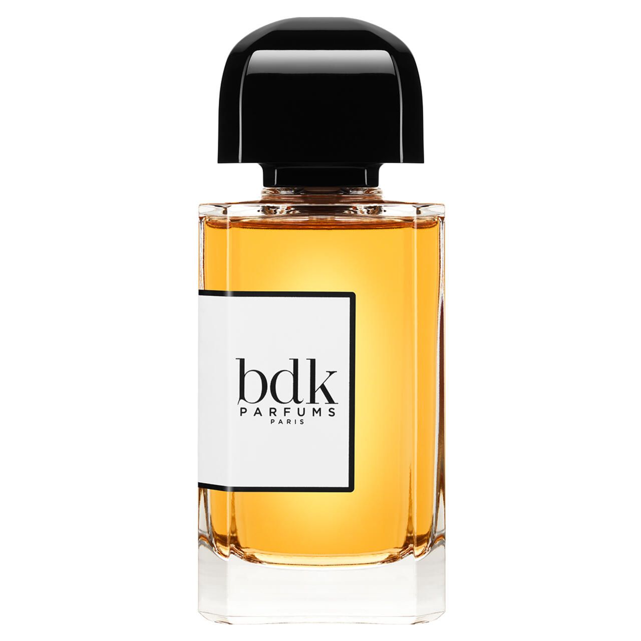 BDK Parfums Flakon. Rechteckiger Glasflakon mit schwarzem Verschluss. Weißes Etikett mit Marken- und Produktnamen.