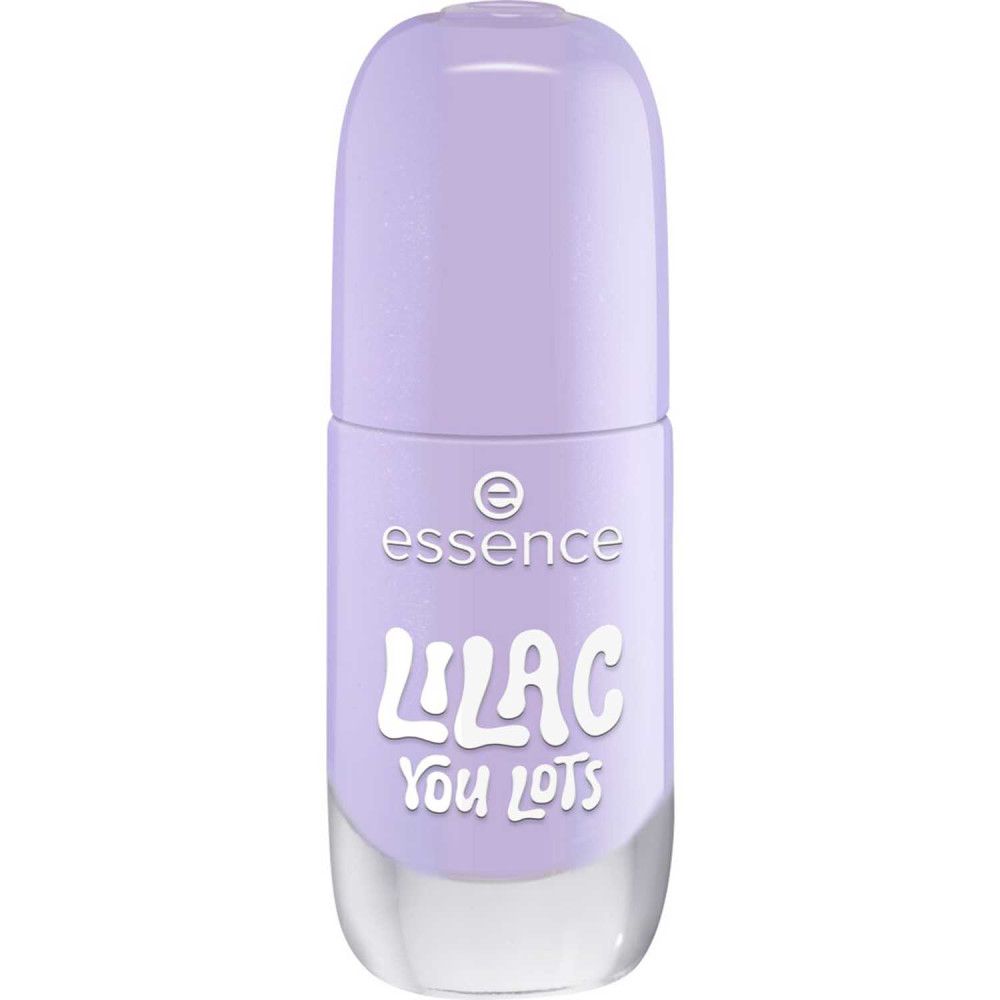 Flasche Nagellack, geschlossen. Fliederfarbener Lack, Schriftzug "LILAC YOU LOTS". Marke: essence.