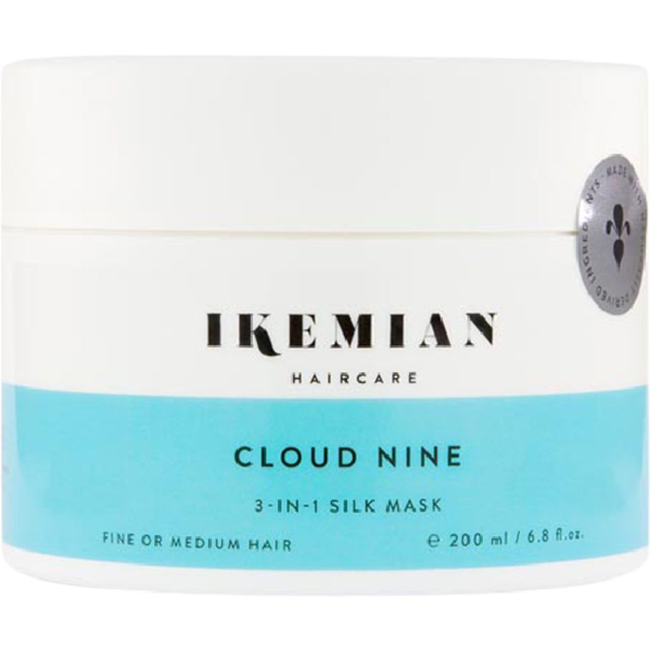 Weißer Tiegel mit blauem Streifen. Aufschrift: Ikemian, Cloud Nine 3-in-1 Silk Mask. Volumen: 200 ml.