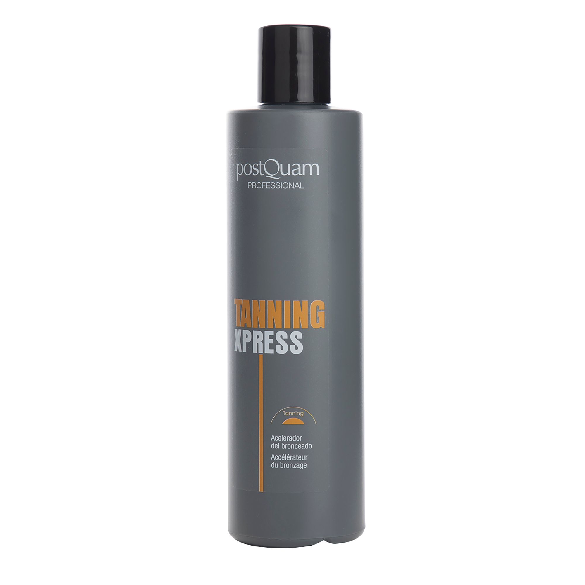 Graue Flasche mit schwarzem Deckel. Produktname TANNING XPRESS. Text: postQuam PROFESSIONAL.