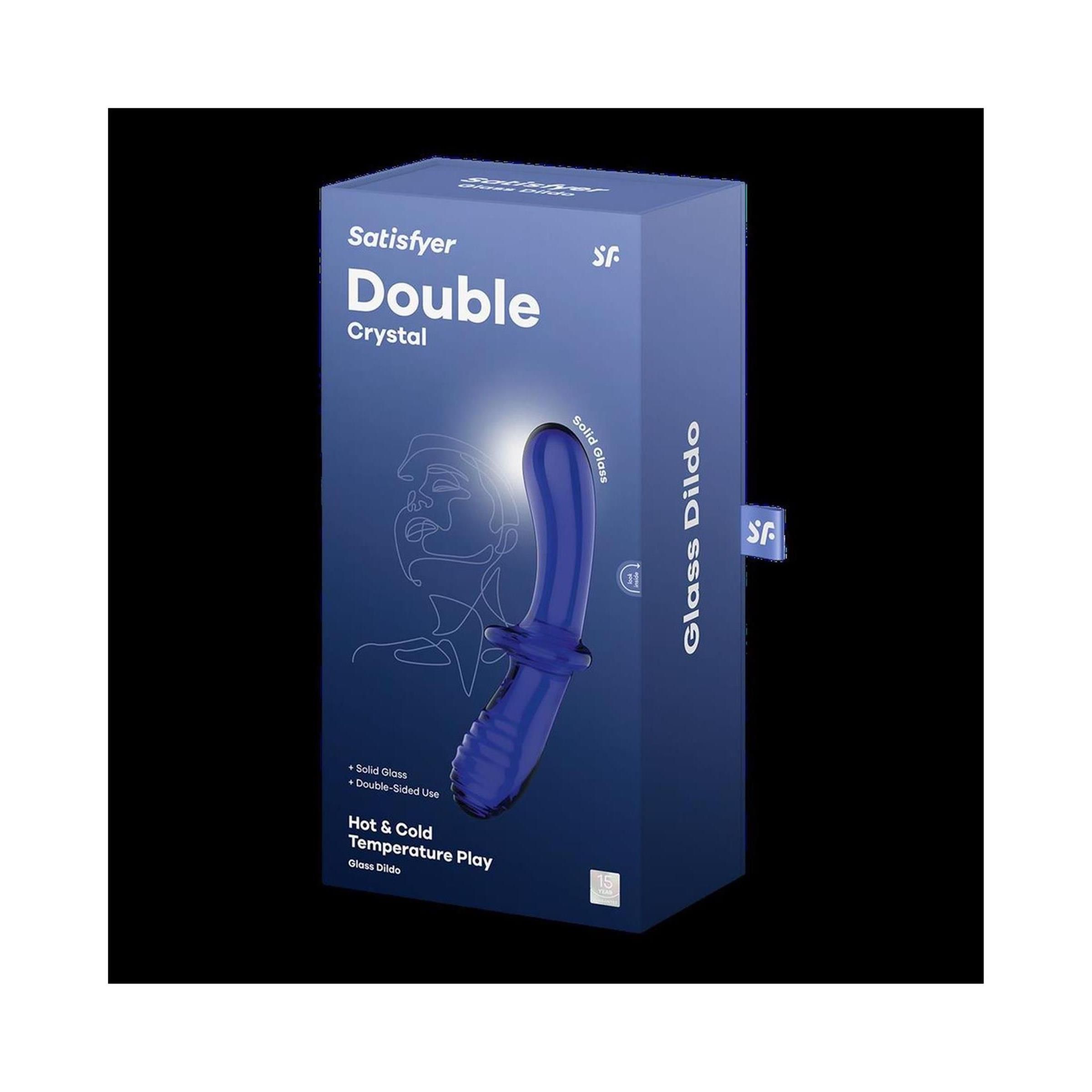Produktverpackung. Blaue Box mit Produktabbildung und Schriftzug 'Satisfyer Double Crystal Glass Dildo'.