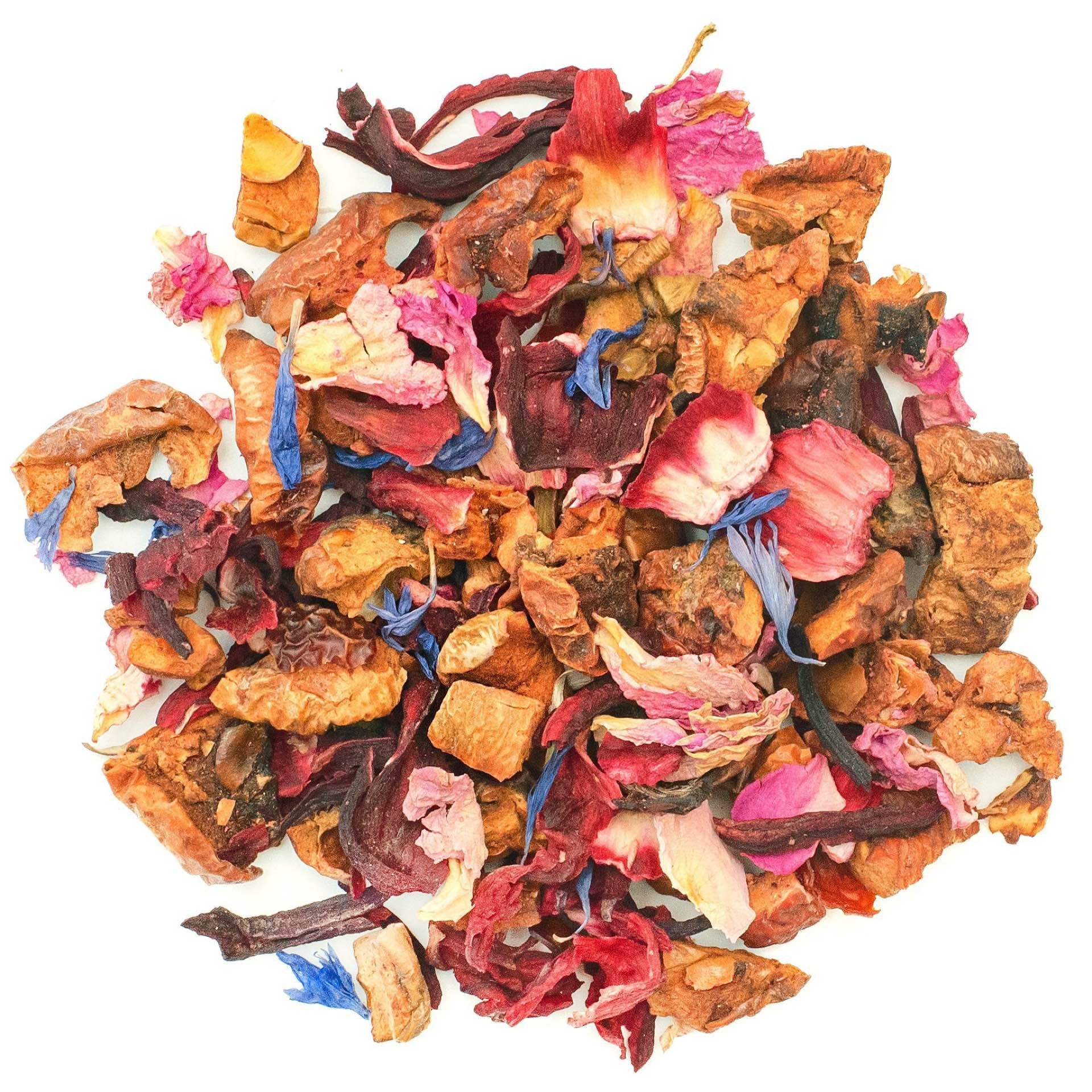 BIOTEAQUE Scheene Leni Bio-Fruchttee Mischung aus getrockneten Früchten und Blüten in Rosa-, Rot- und Blautönen.