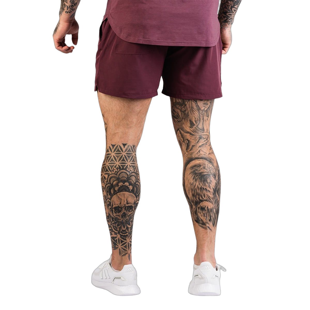 GymBeam Shorts Herren Regular Fit mit Taschen in Eggplant