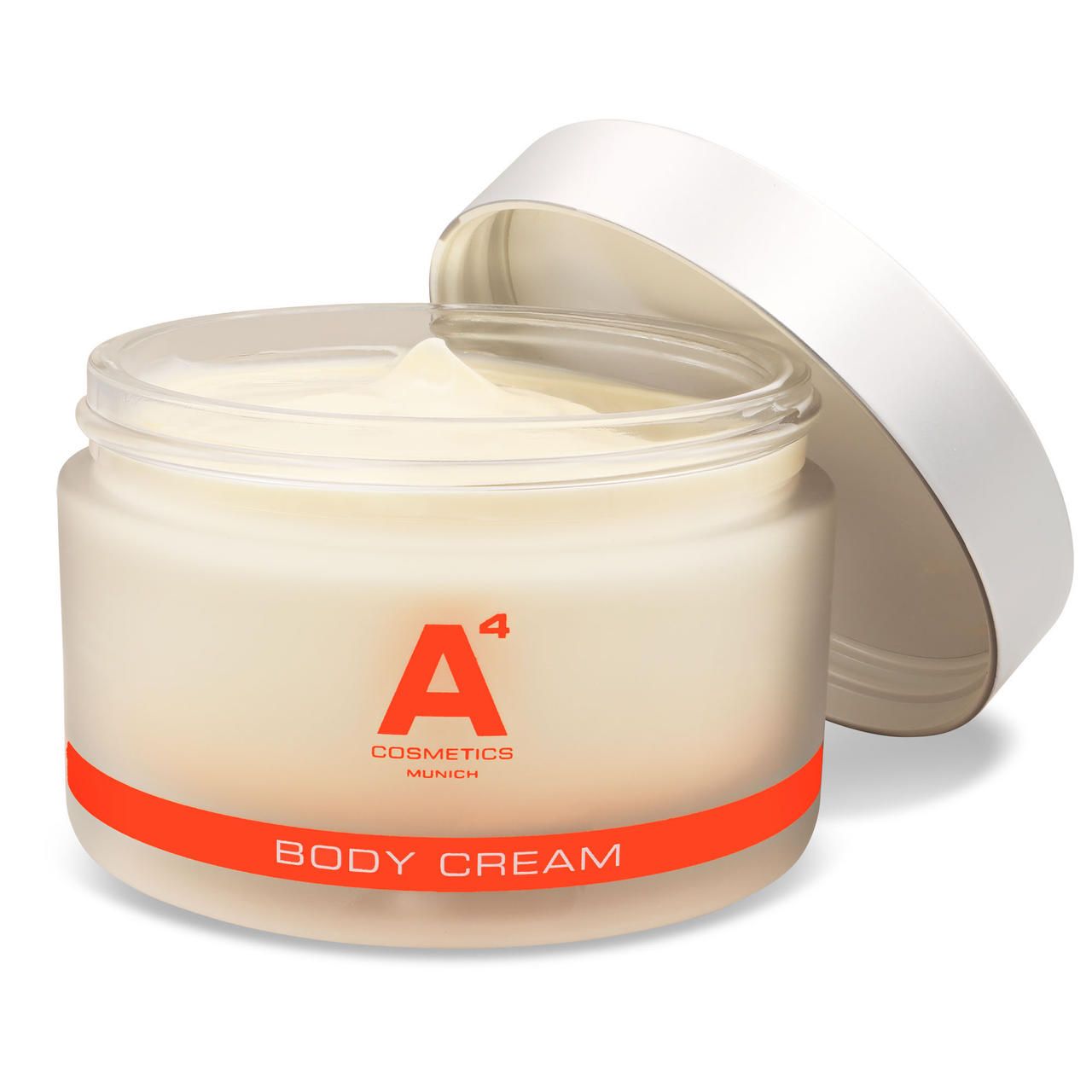 Geöffnete Creme-Dose mit weißer Creme. Aufschrift: A4 Cosmetics, Body Cream. Orangefarbener Streifen.