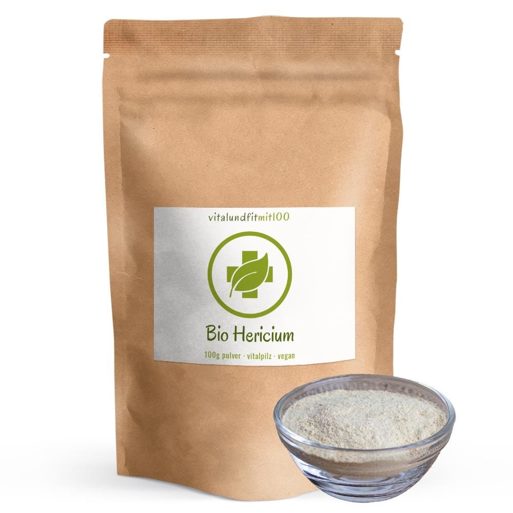 Beutel mit weißem Pulver und Schale. Aufschrift: vitalundfitmit100, Bio Hericium, 100g Pulver, vital, vegan. Grünes Logo.