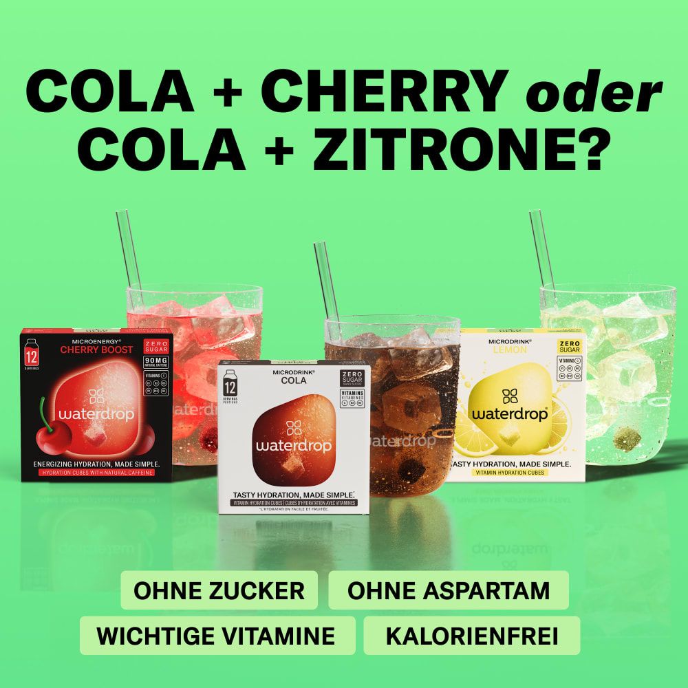 Gläser mit Getränken und Eiswürfeln. Drei Produktverpackungen: Cola, Zitrone und Kirsche. Aufdruck: Ohne Zucker, ohne Aspartam, Vitamine.
