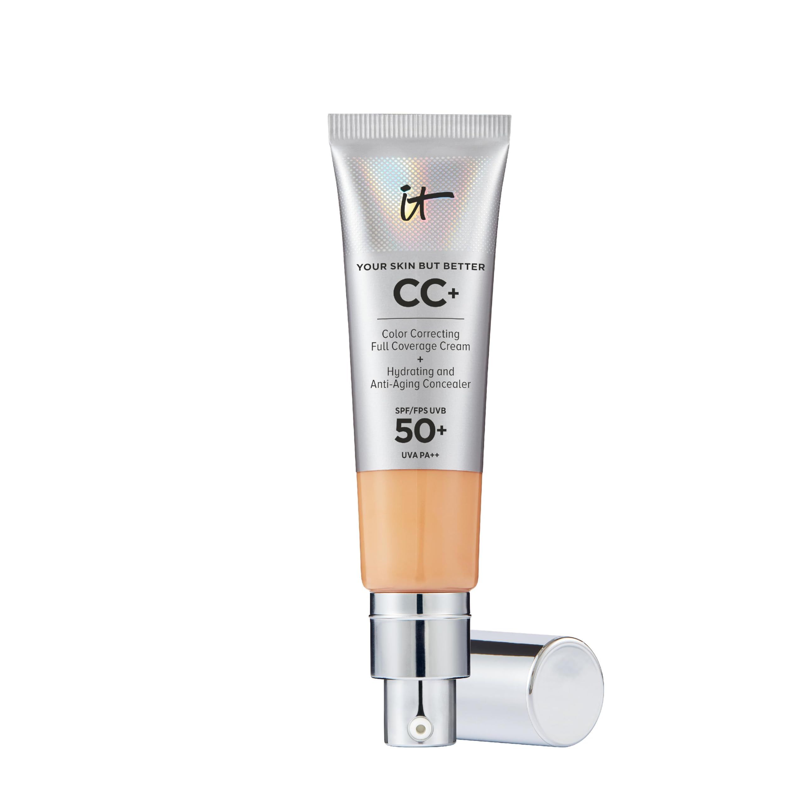 Tube IT Cosmetics CC+ Foundation SPF 50, Medium Tan. Silberne Tube mit Pumpe. Text: Your Skin But Better, CC+, SPF 50.