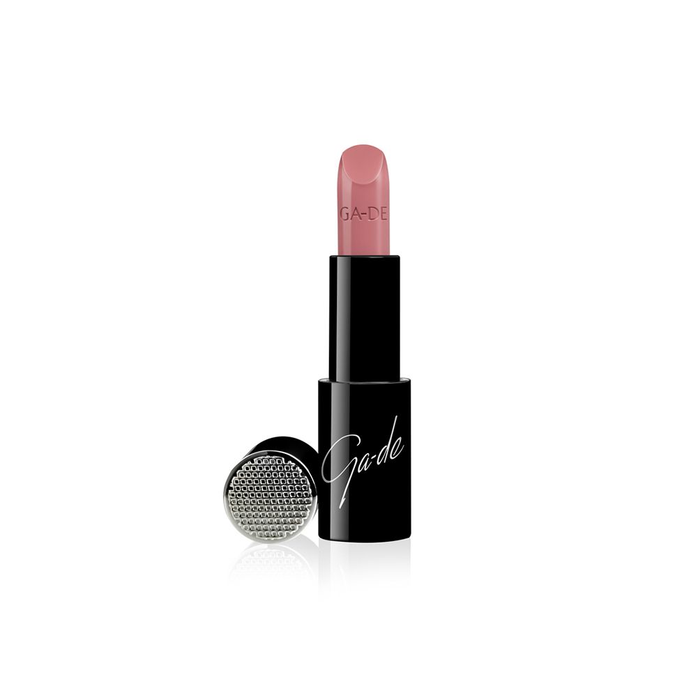Lippenstift mit rosa Spitze und schwarzer Hülse. Auf der Hülse steht "Ga-De". Daneben ein runder, silberner Applikator.