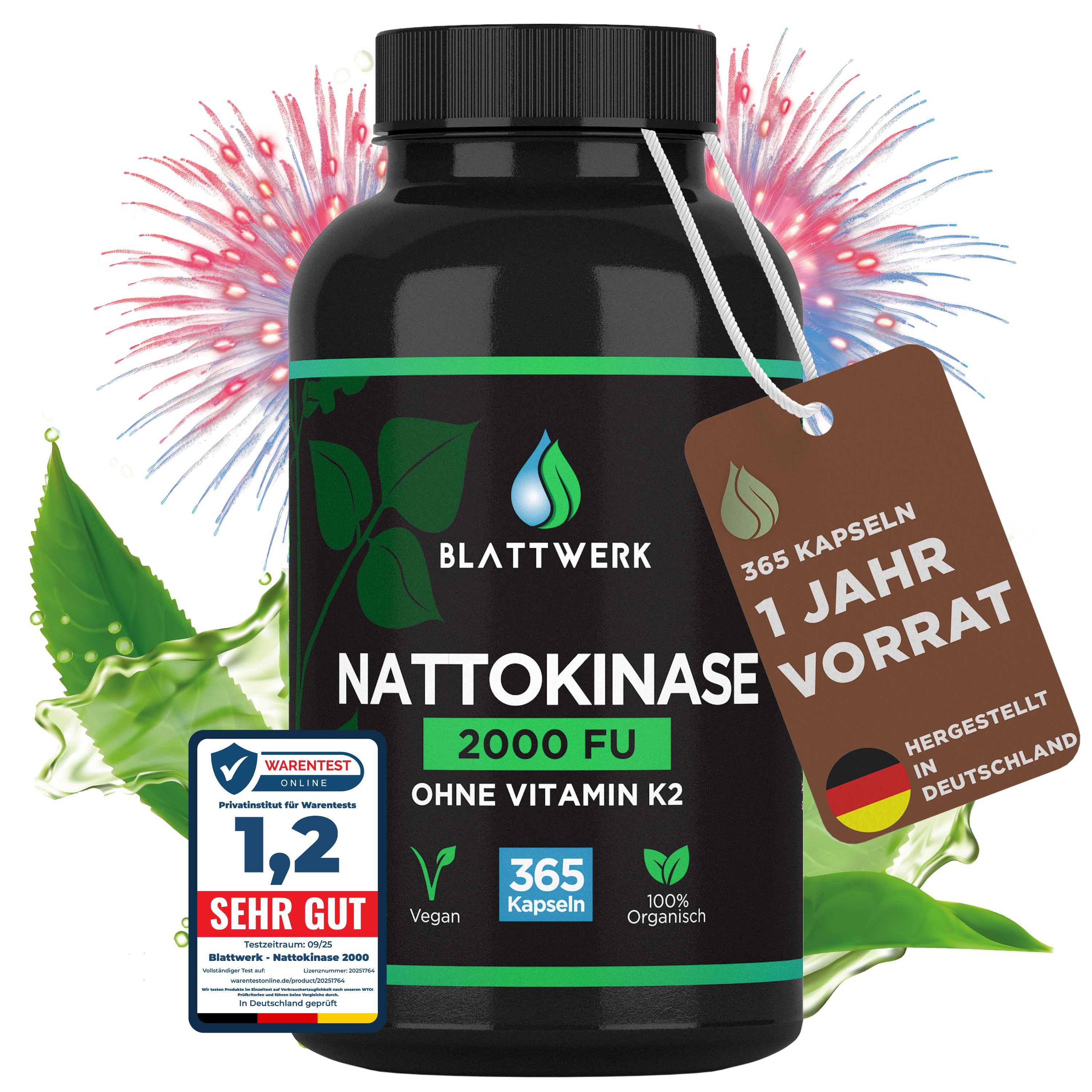 Schwarze Flasche Nattokinase mit Etikett. Aufschrift: BLATTWERK, Nattokinase 2000 FU, ohne Vitamin K2, 365 Kapseln. Siegel: Sehr gut. 1 Jahr Vorrat.