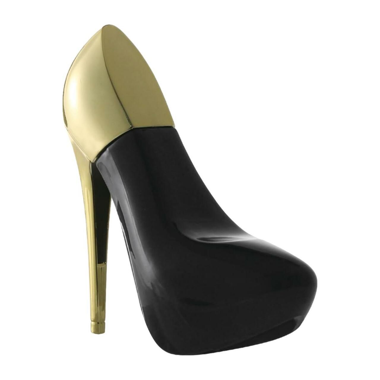 Schwarzer Flakon in Form eines High Heels mit goldfarbenem Absatz und Oberteil. Der Flakon steht auf einer weißen Oberfläche.