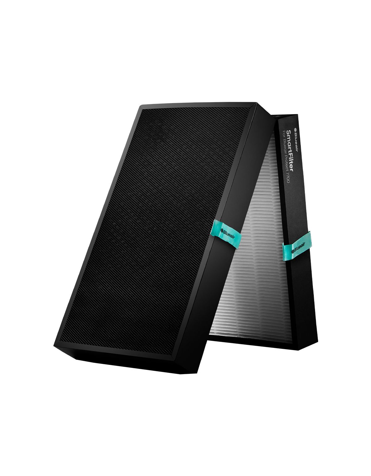 Zwei schwarze Filter. Ein Filter ist teilweise sichtbar, der andere steht aufrecht. Türkisfarbene Bänder halten die Filter zusammen.