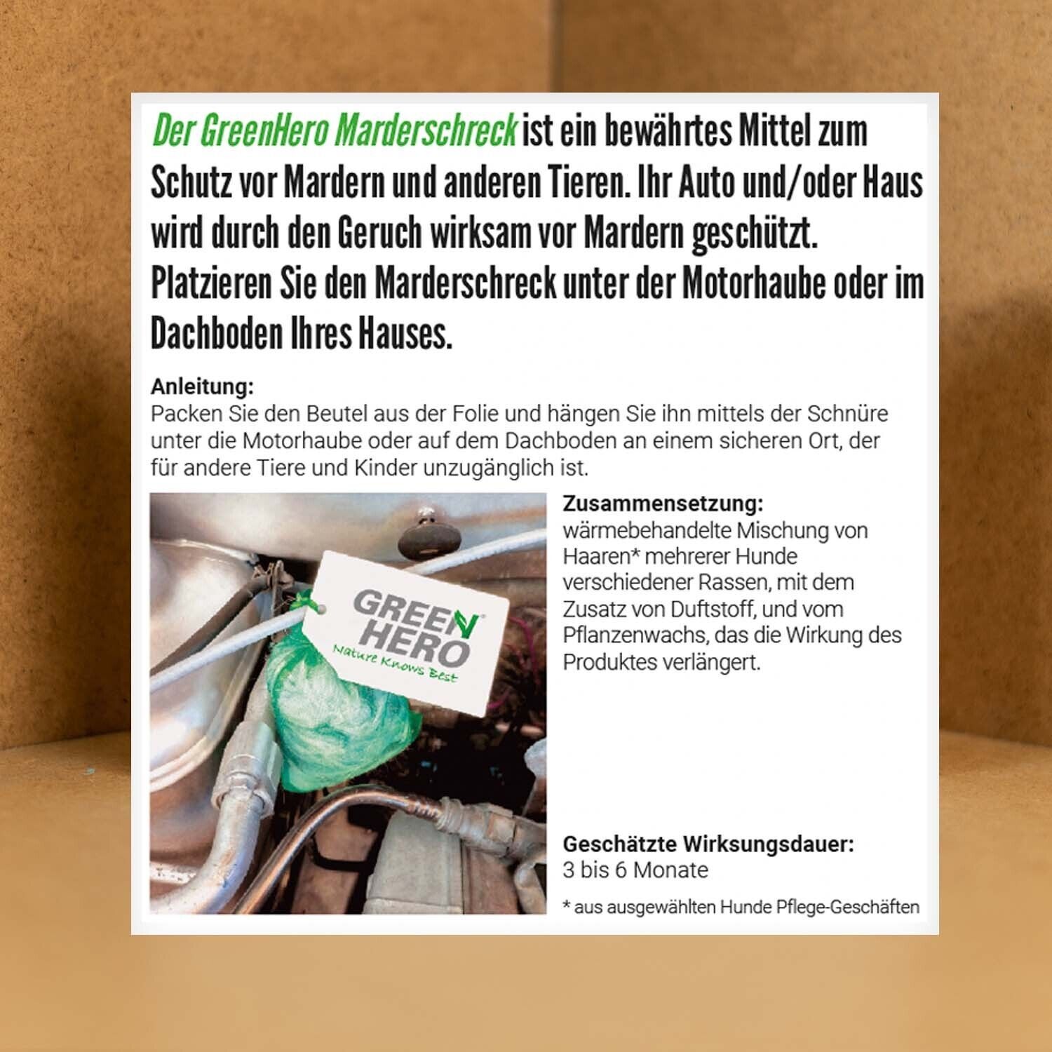 Produktbeutel mit Anhänger im Motorraum. Text: Der GreenHero Marderschreck ist ein bewährtes Mittel. Hintergrund: braun.