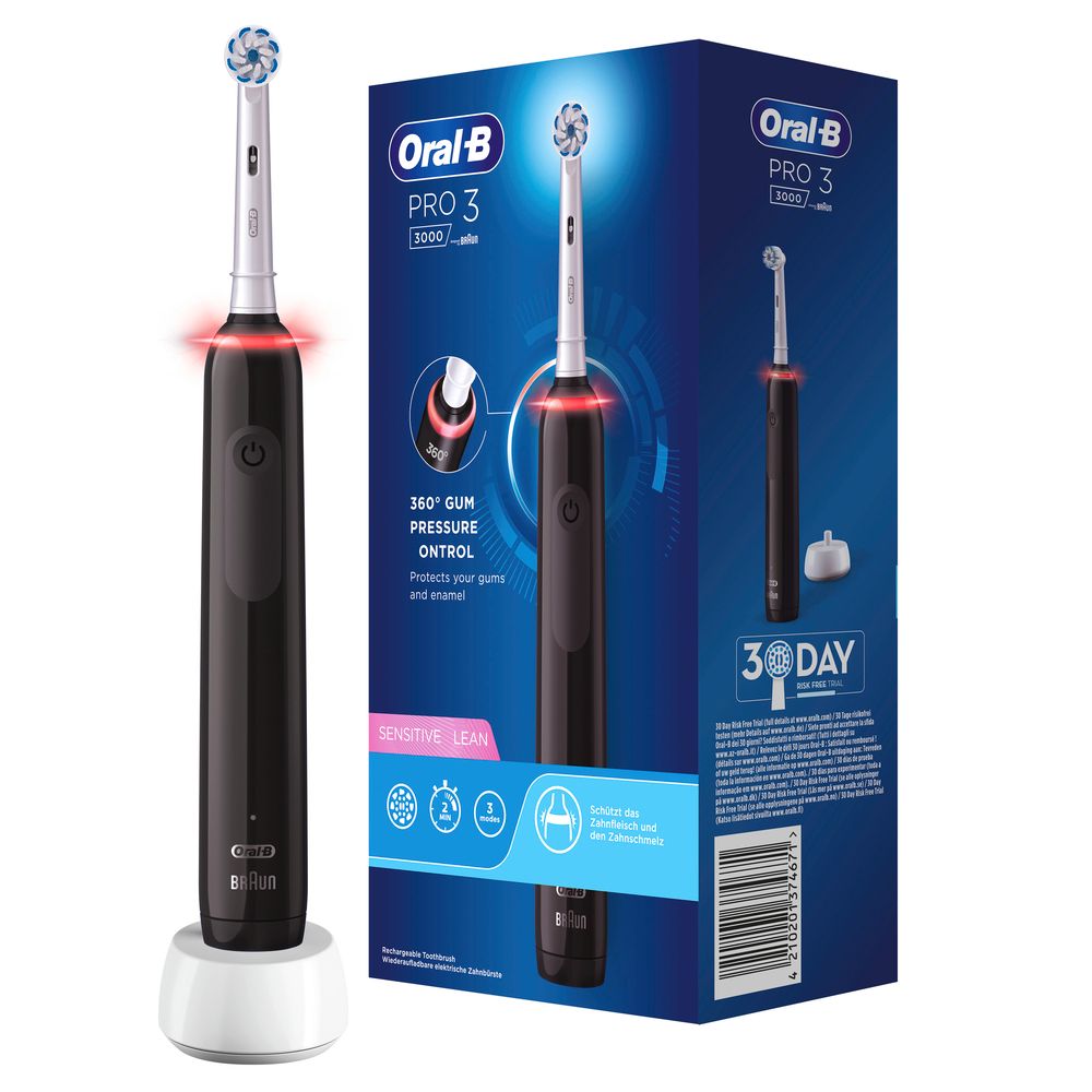 Schwarze elektrische Zahnbürste mit Ladestation und Verpackung. Oral-B Pro 3, Sensitive Clean.
