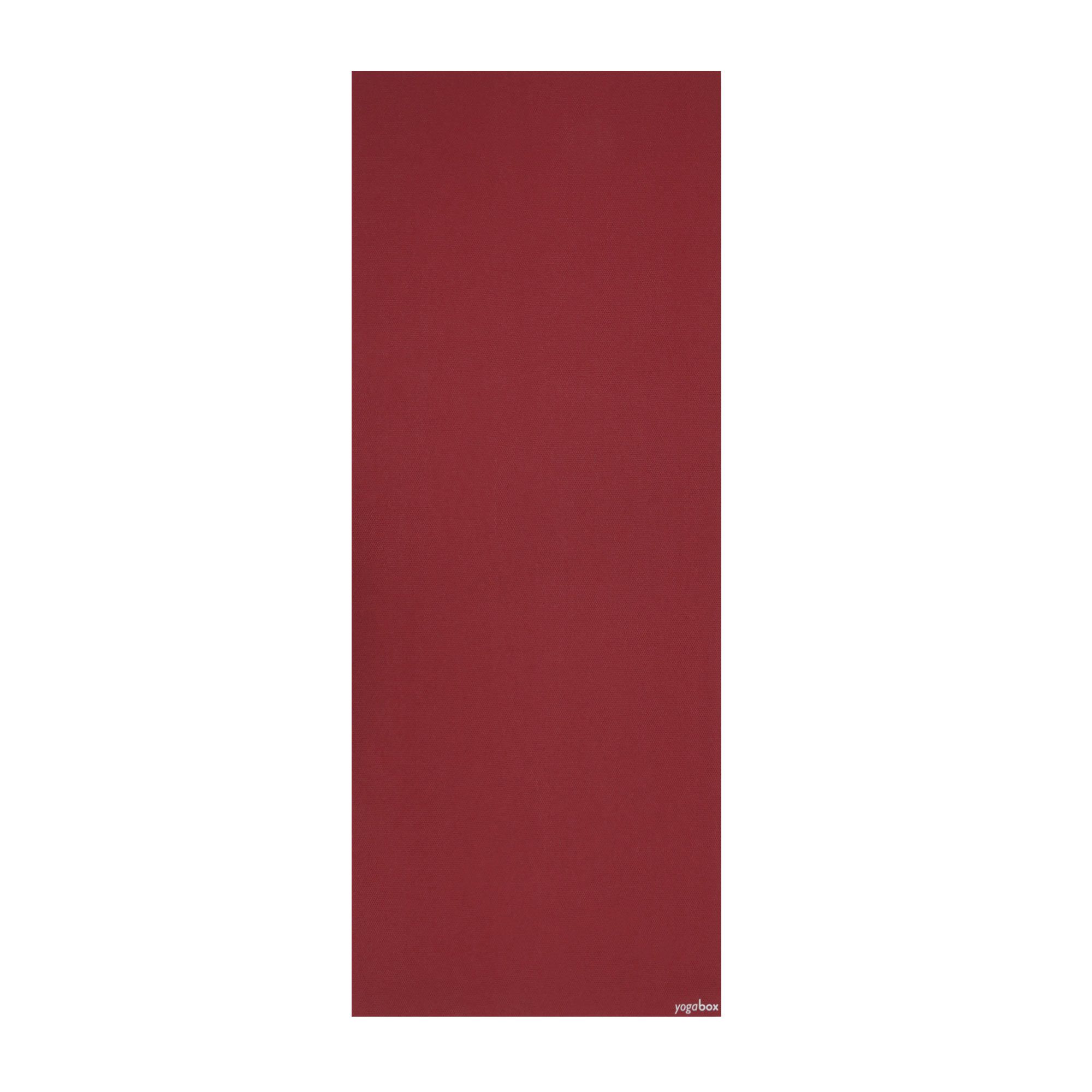 Entrollte bordeauxrote Yogamatte, flach liegend, mit kleinem "yogabox" Logo.